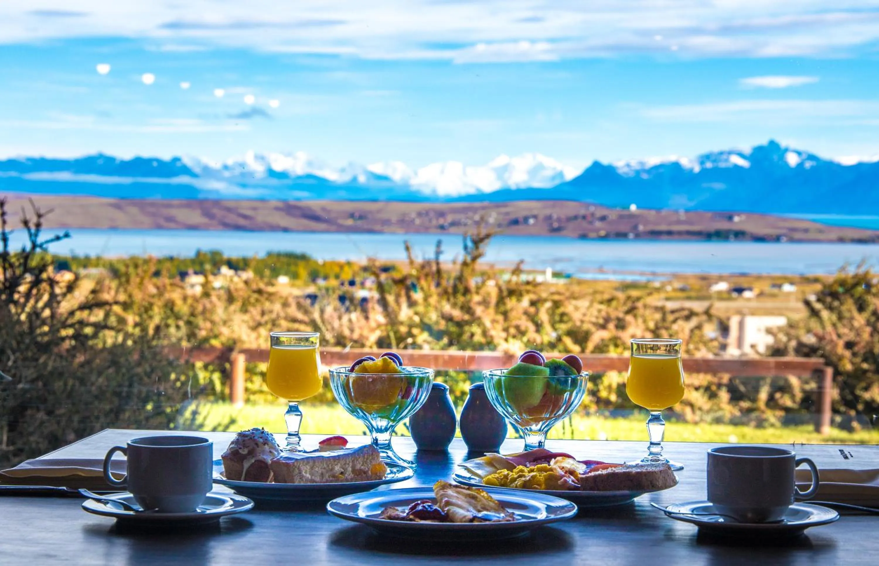 Food and drinks in Alto Calafate Hotel
