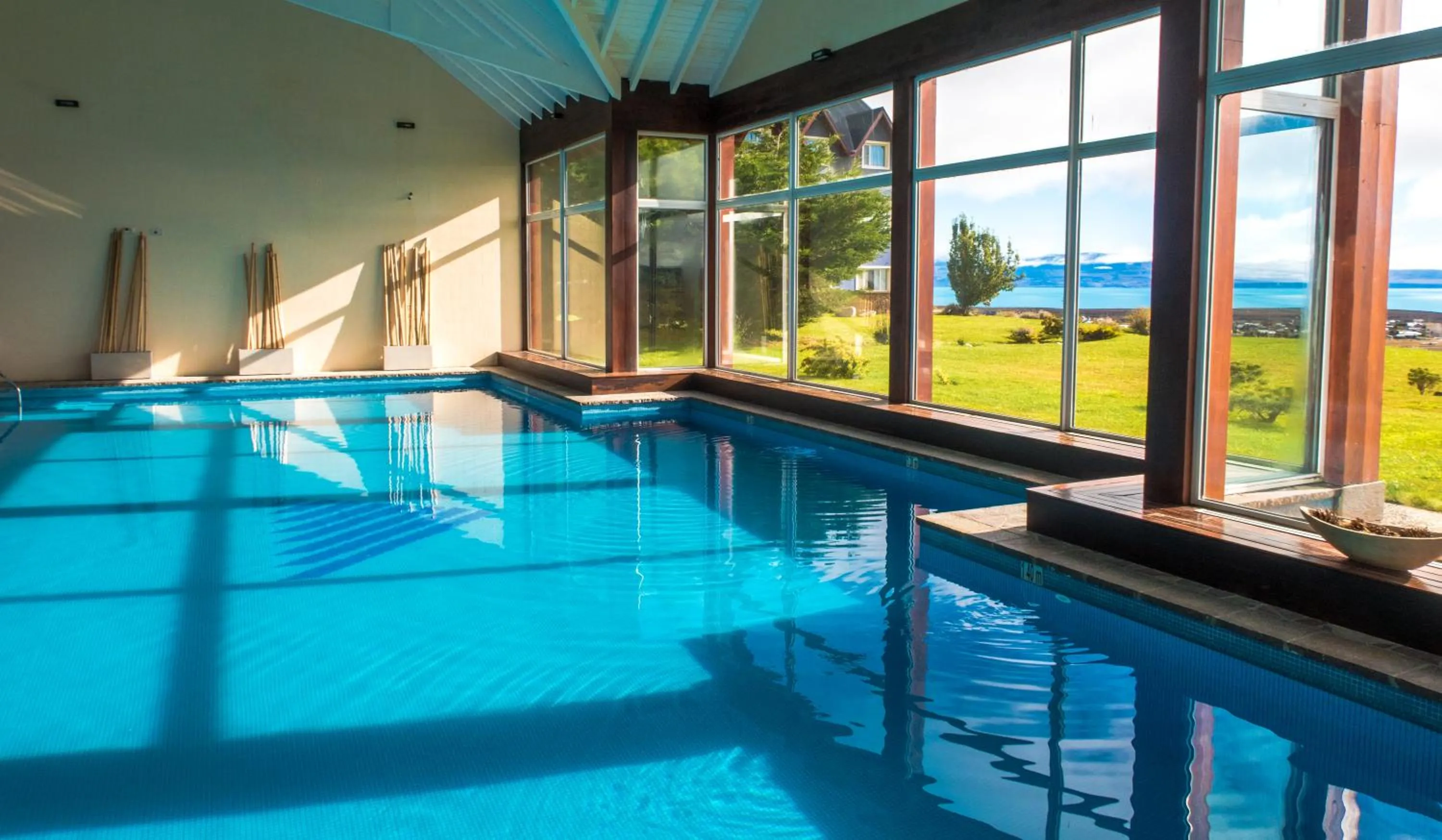 Swimming pool in Alto Calafate Hotel