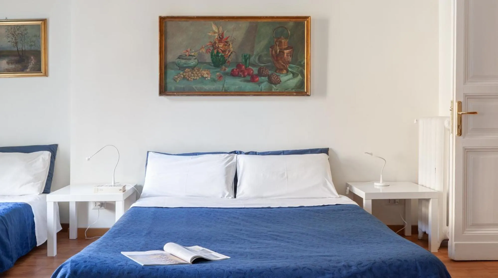 Bed in Otium Maecenatis Apartments