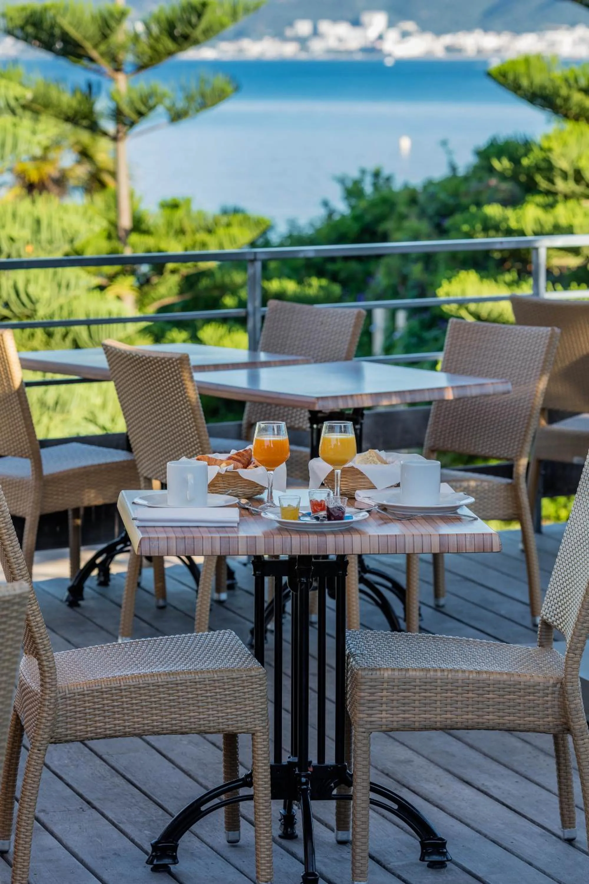 Breakfast in Residence Club Marina Viva