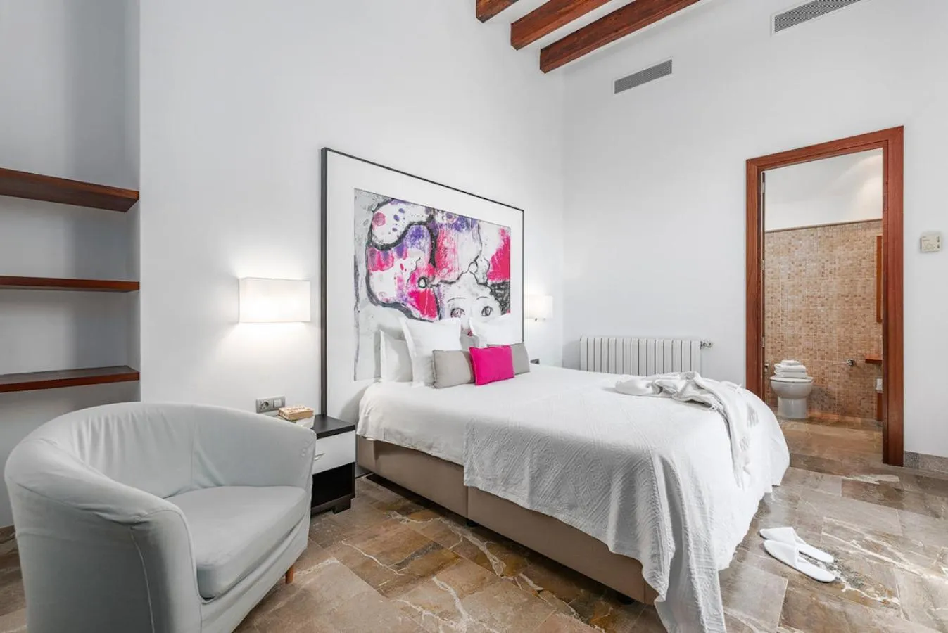 Photo of the whole room, Bed in Finca Son Arnau