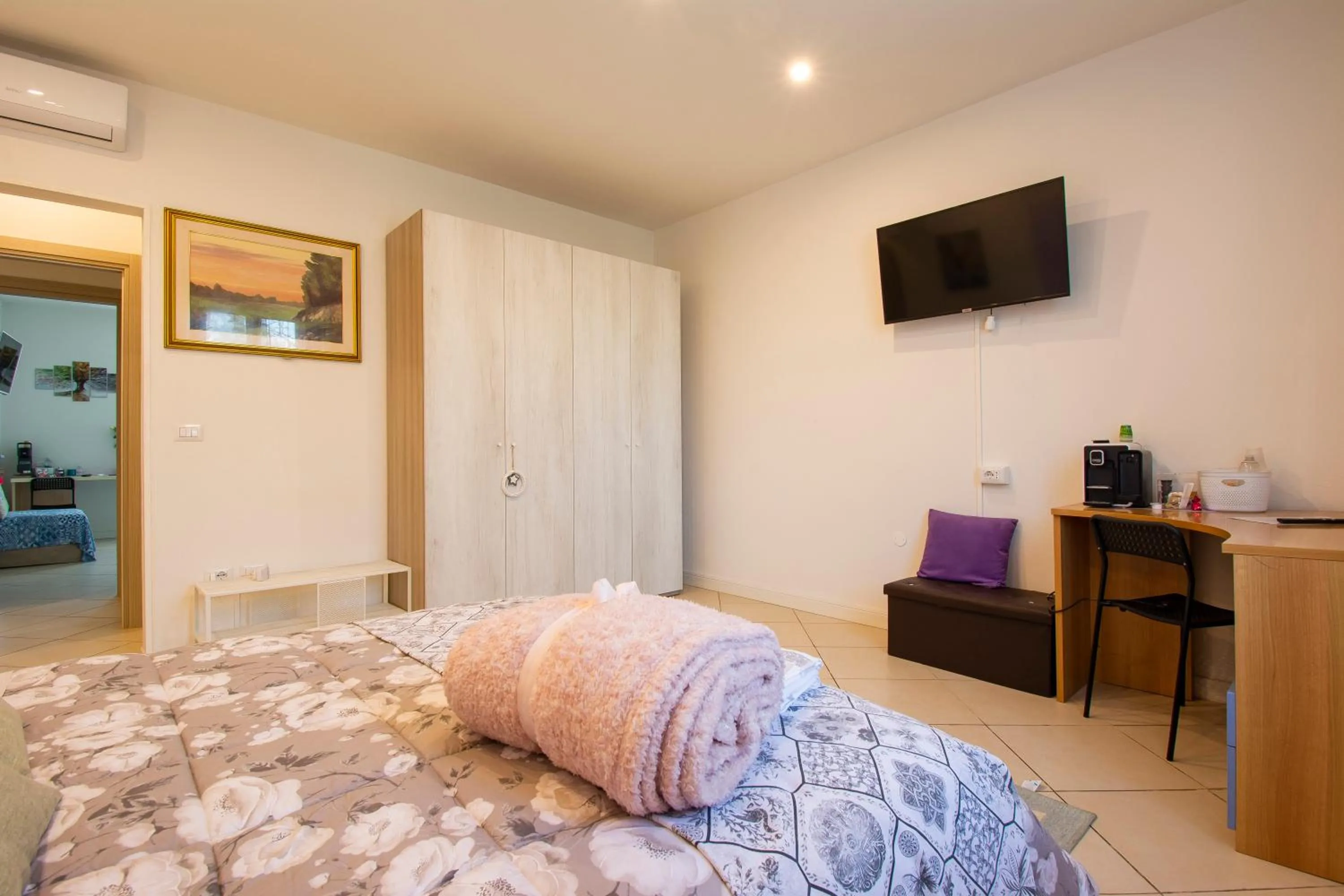 Bed in B&B Le Rose di Gori Cristina