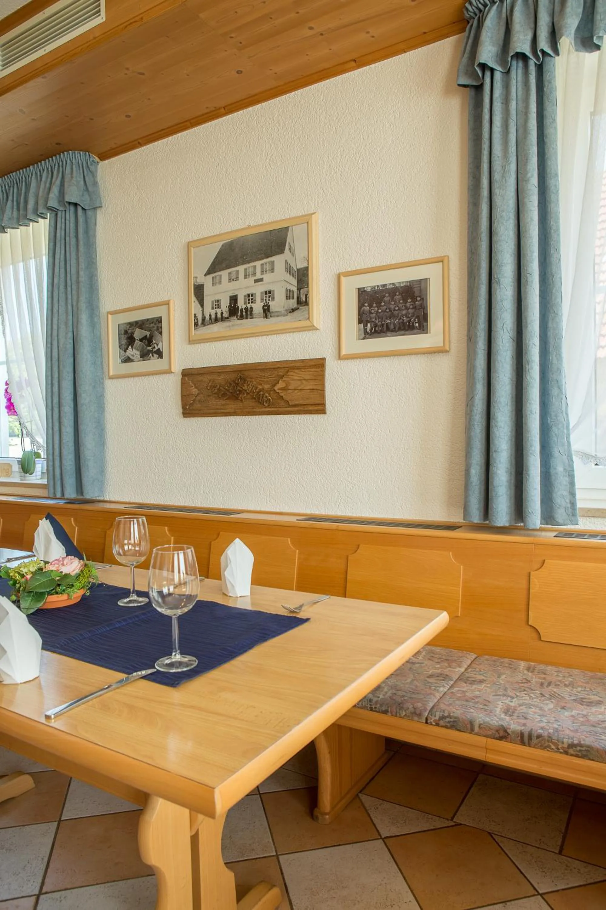 Restaurant/places to eat in Landgasthof Weberhans