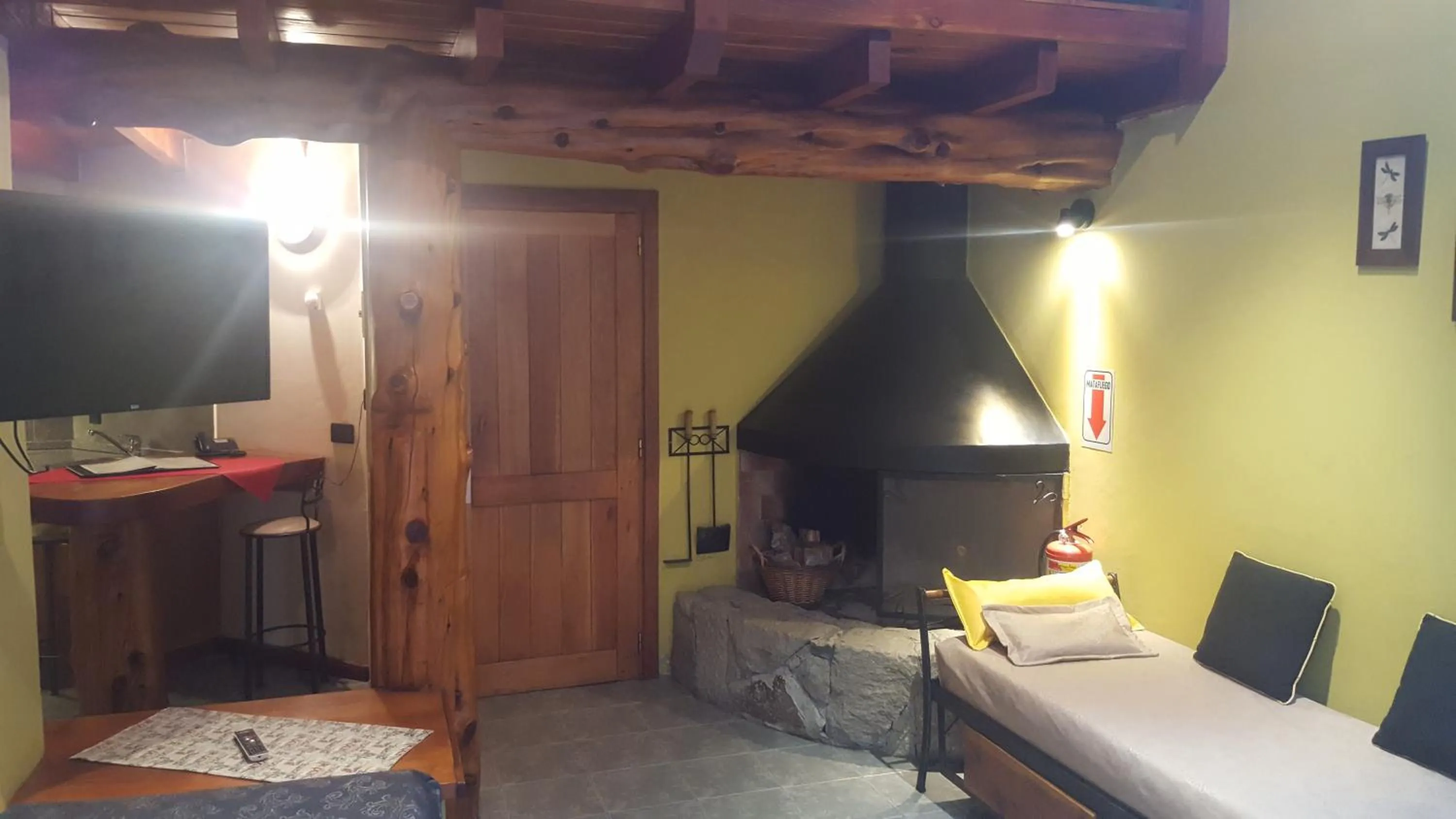 Living room, Bed in Casa Del Bosque Aparts