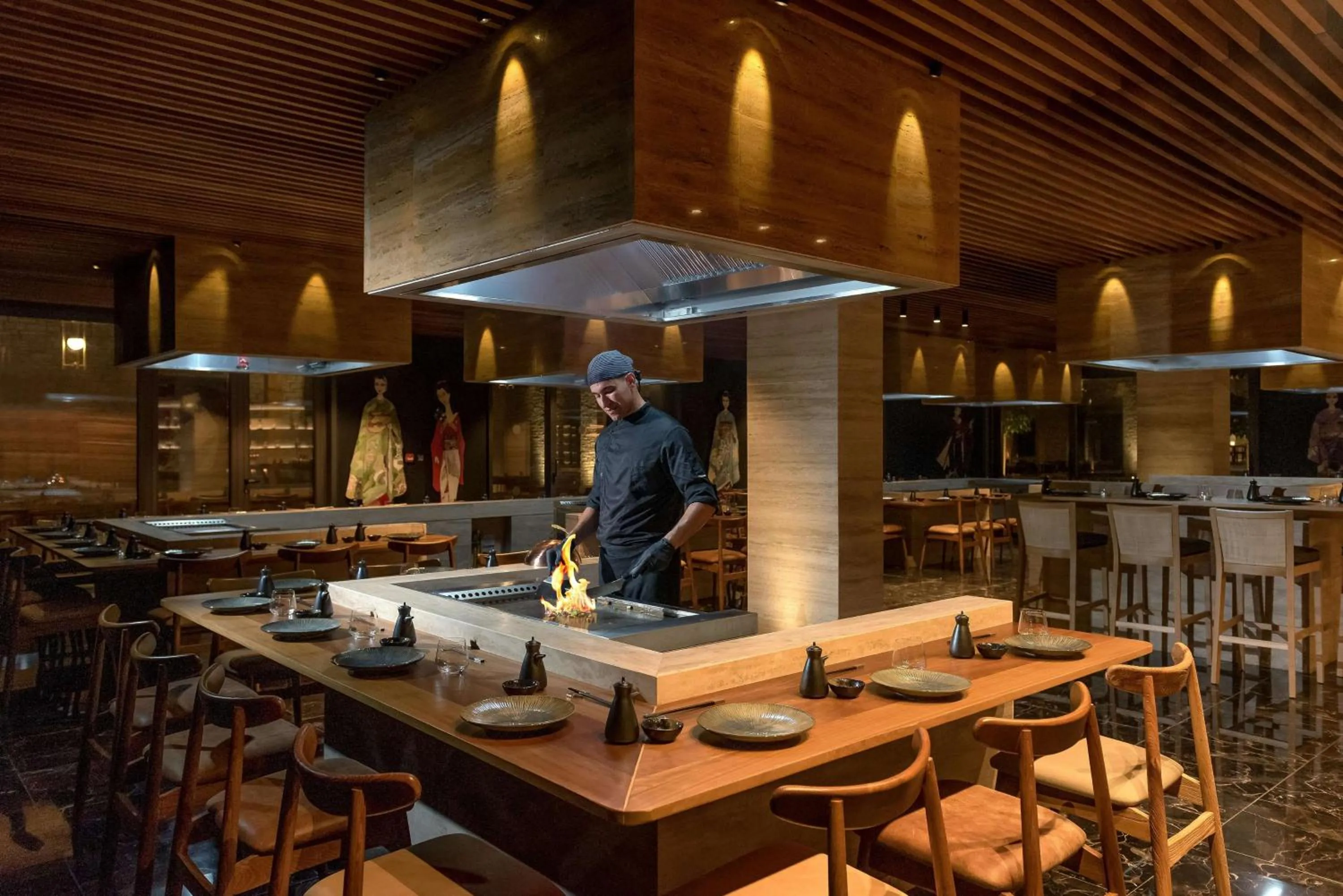 Restaurant/places to eat in Cap St Georges Hotel & Resort