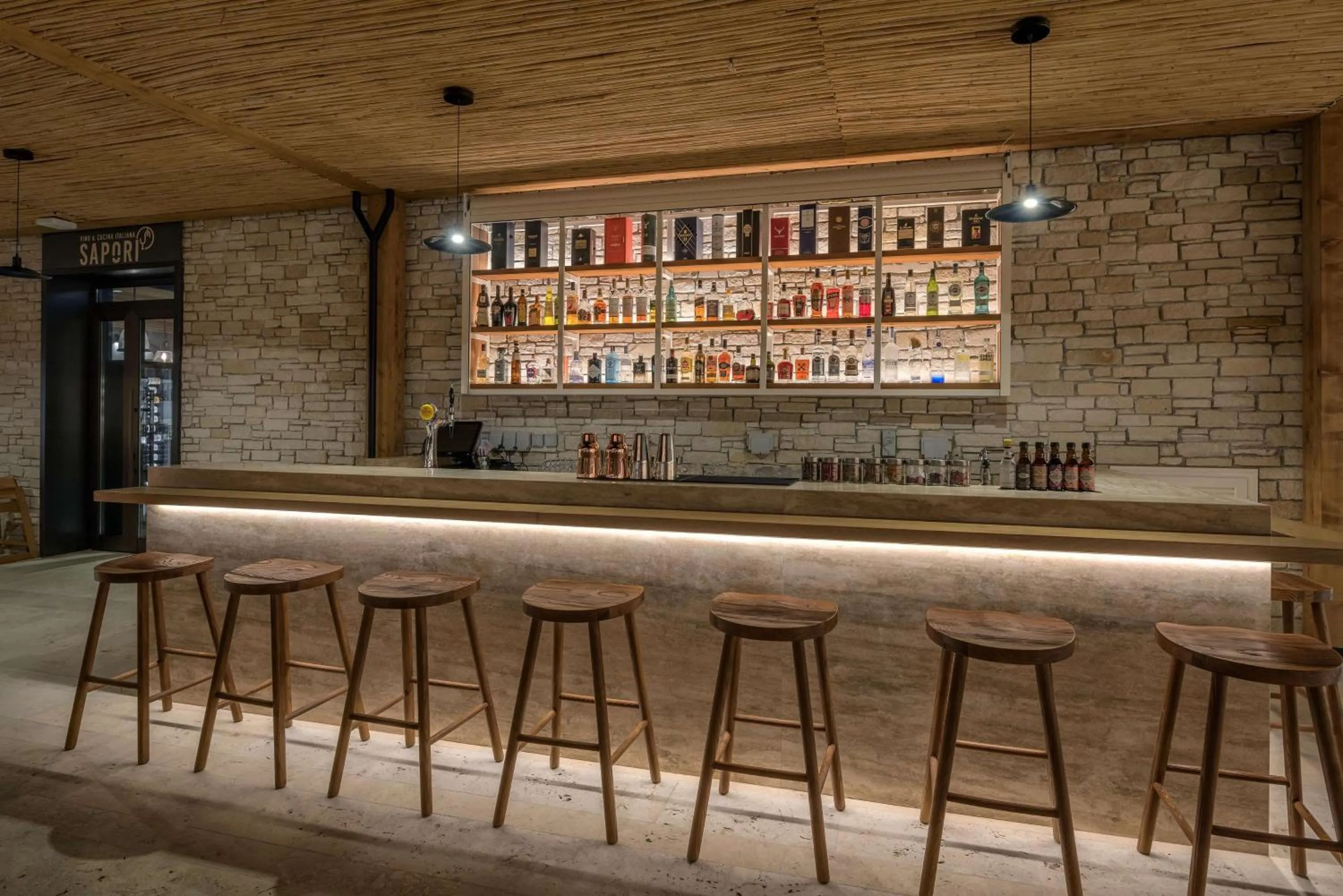 Lounge or bar in Cap St Georges Hotel & Resort