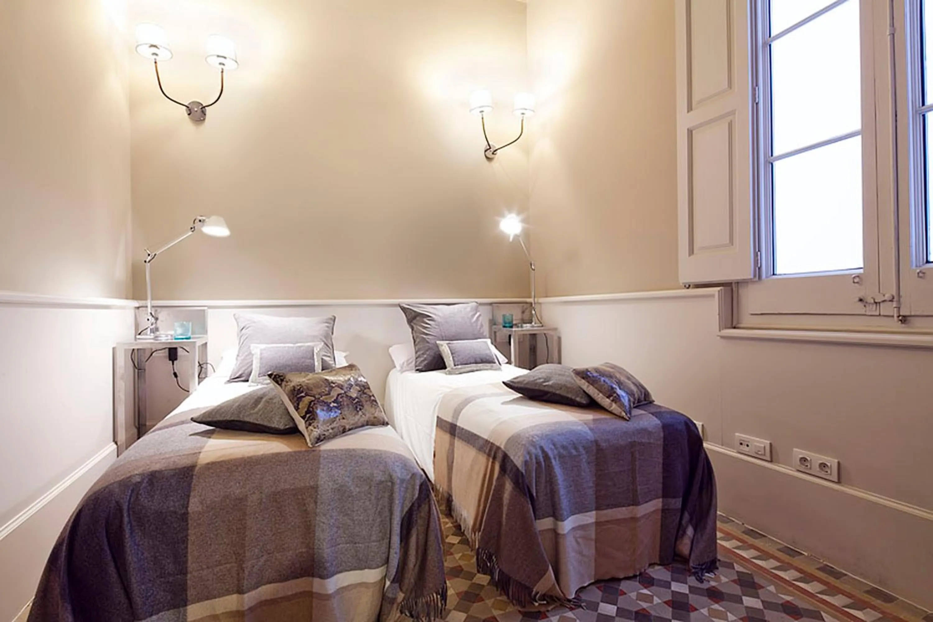 Bedroom, Bed in My Space Barcelona Rambla Catalunya Center