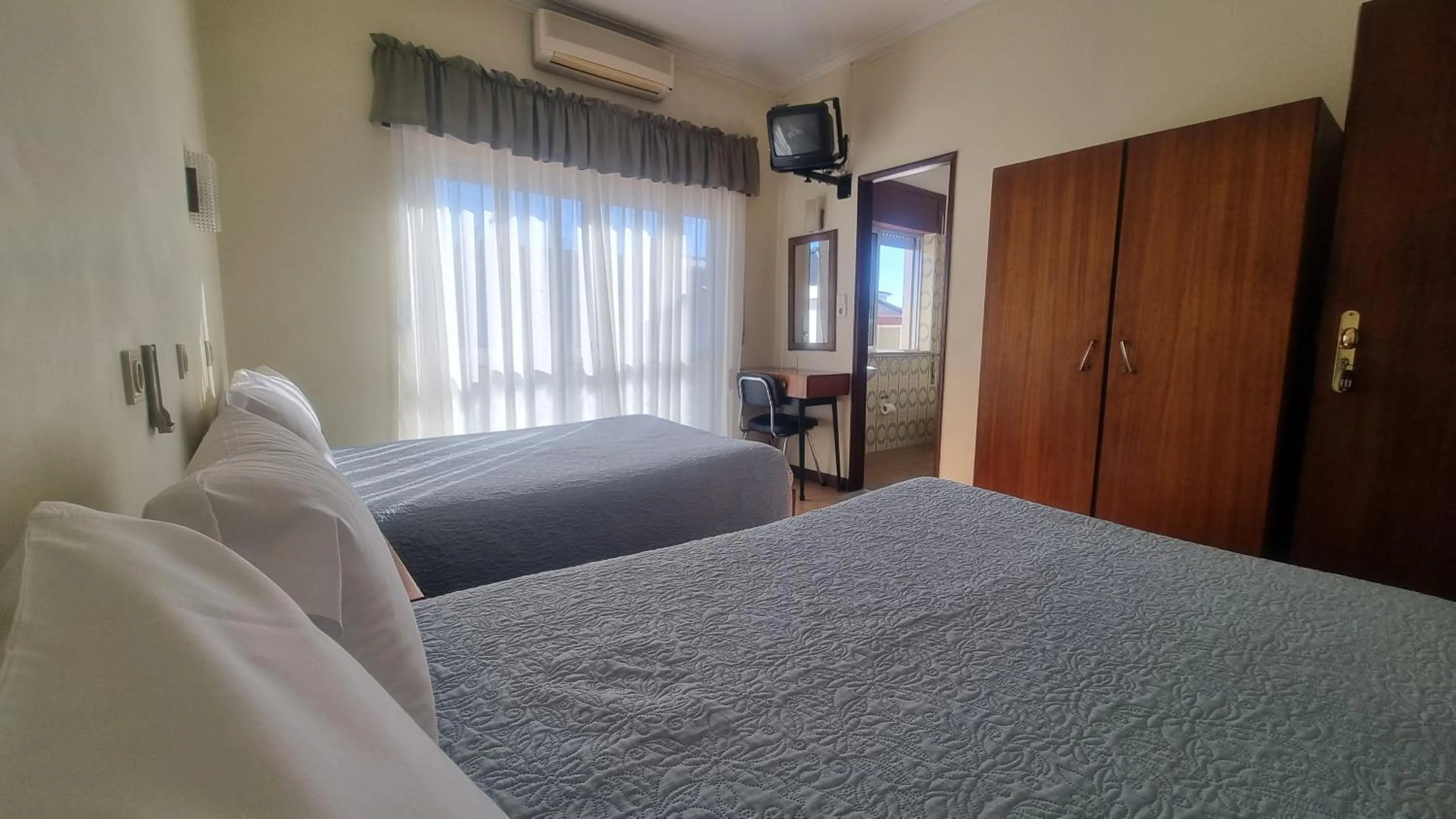 Family Room (4 Adults) in Hotel Bela Vista
