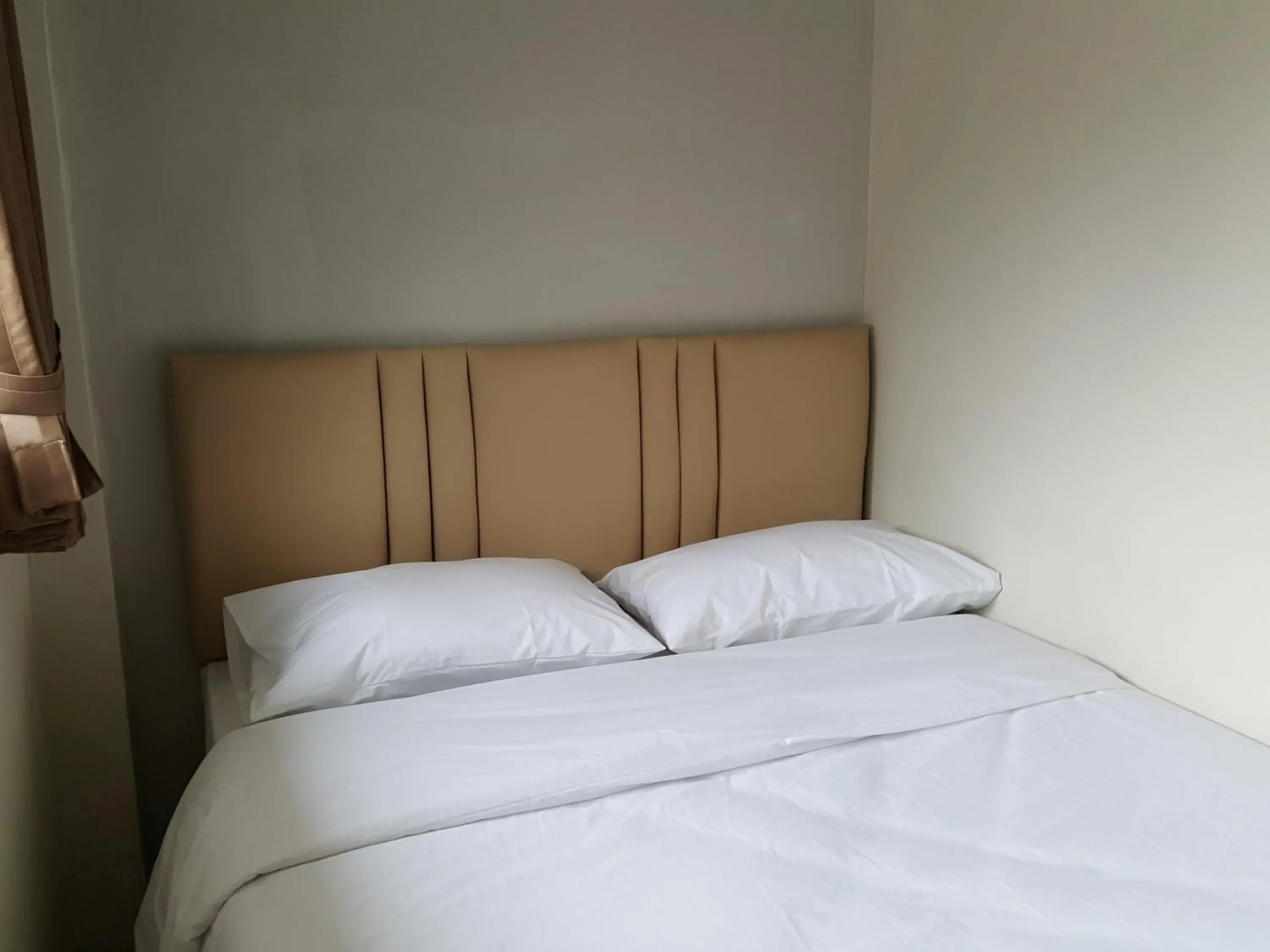 Standard Double Room in Bangkok Check Inn @Chareon Krung Standard Double Room in Bangkok Check Inn @Chareon Krung