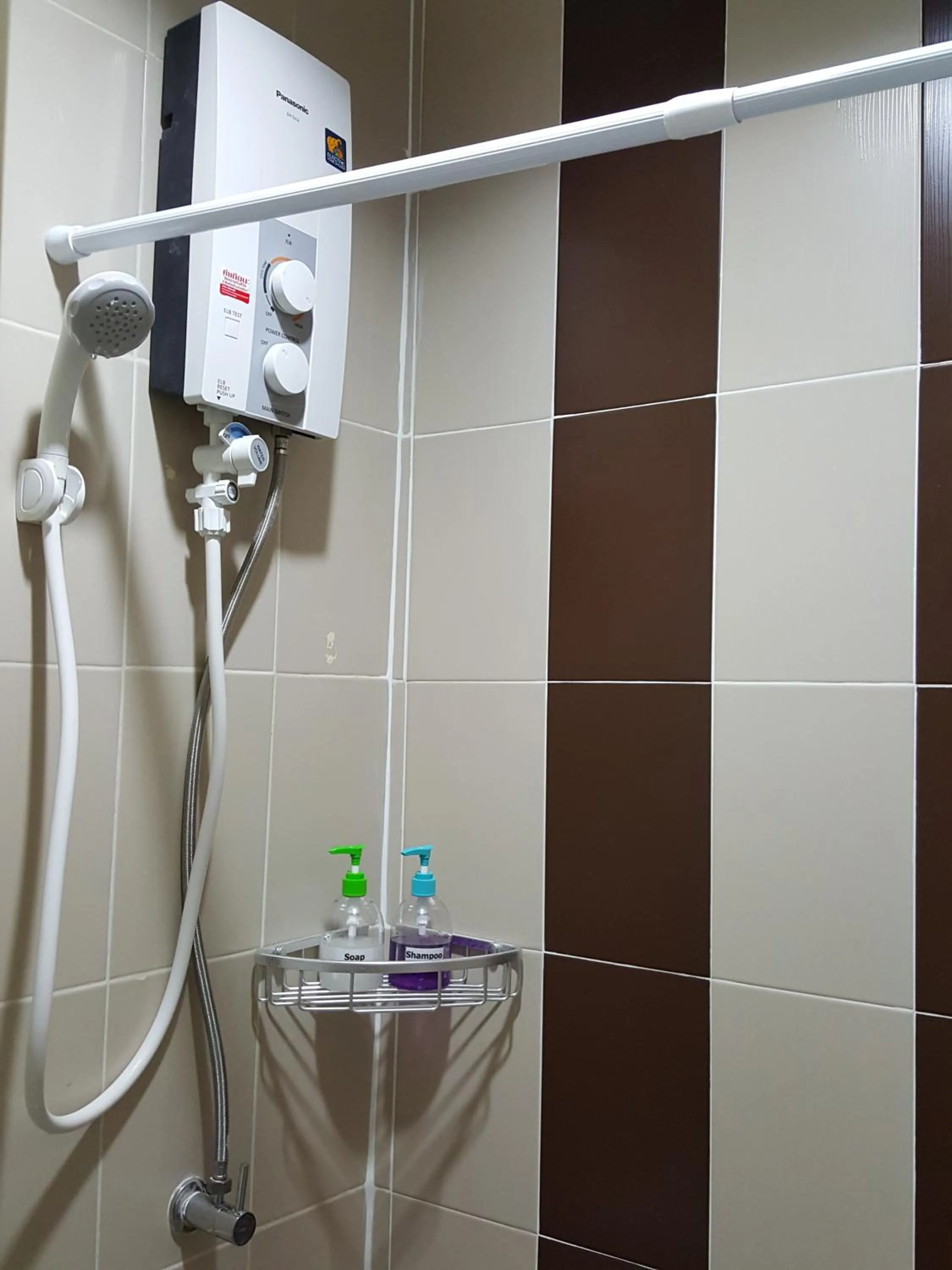 Bathroom in Bangkok Check Inn @Chareon Krung