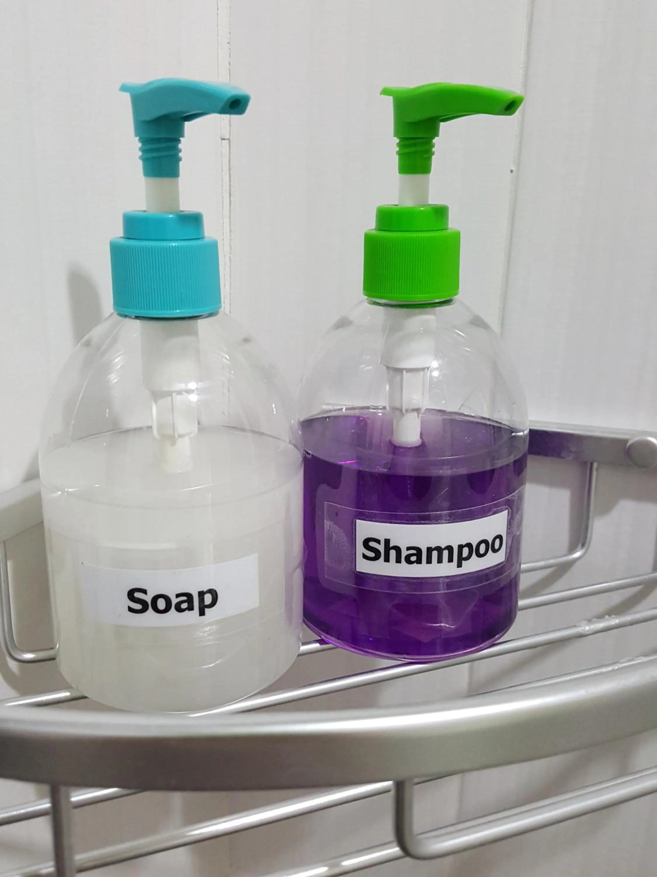 Shower in Bangkok Check Inn @Chareon Krung