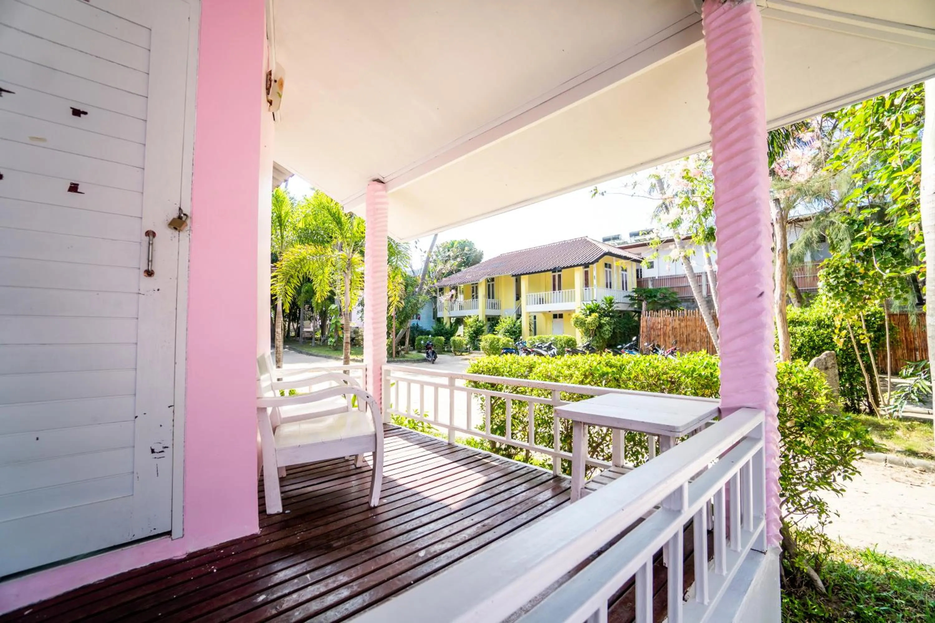 Property building in Slumber Party Koh Tao