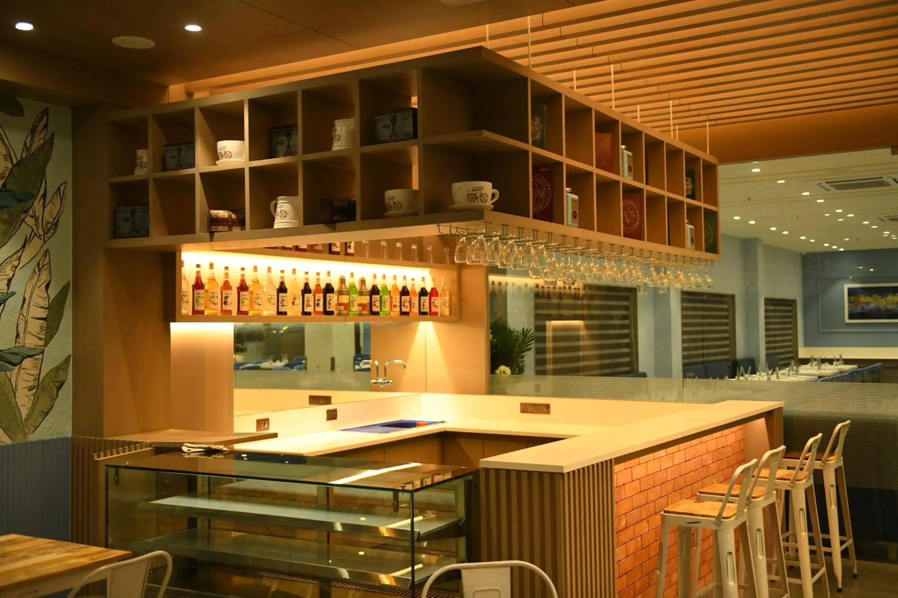 Lounge or bar in Hotel Blueivy Anand Lounge or bar in Hotel Blueivy Anand