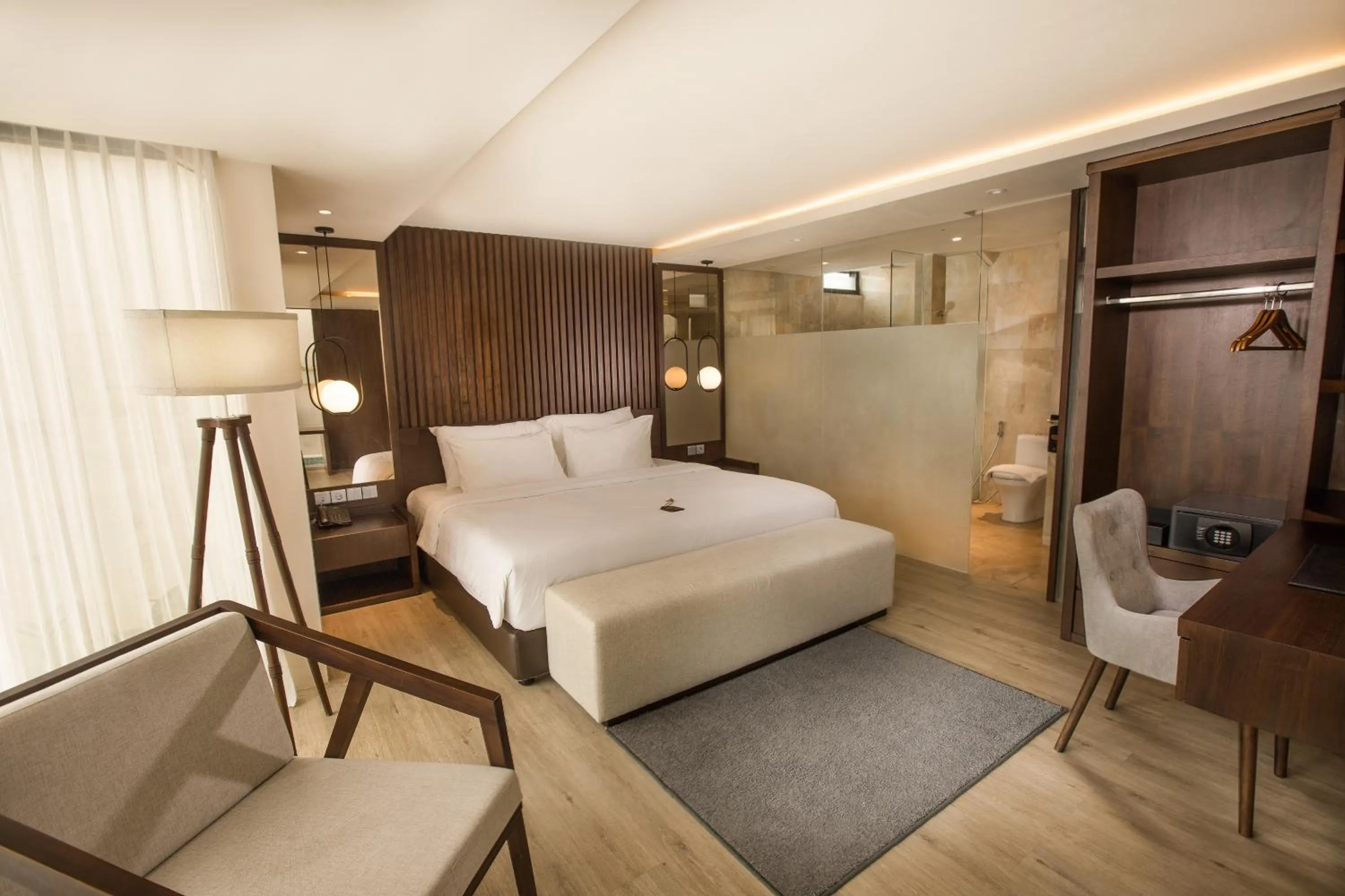 Bedroom, Bed in Sunsetfalls Gardens and Resort