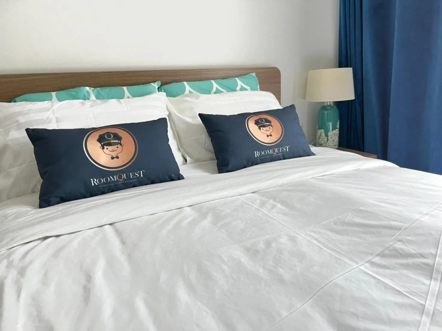 Bed in RoomQuest Hua-Hin Lahabana