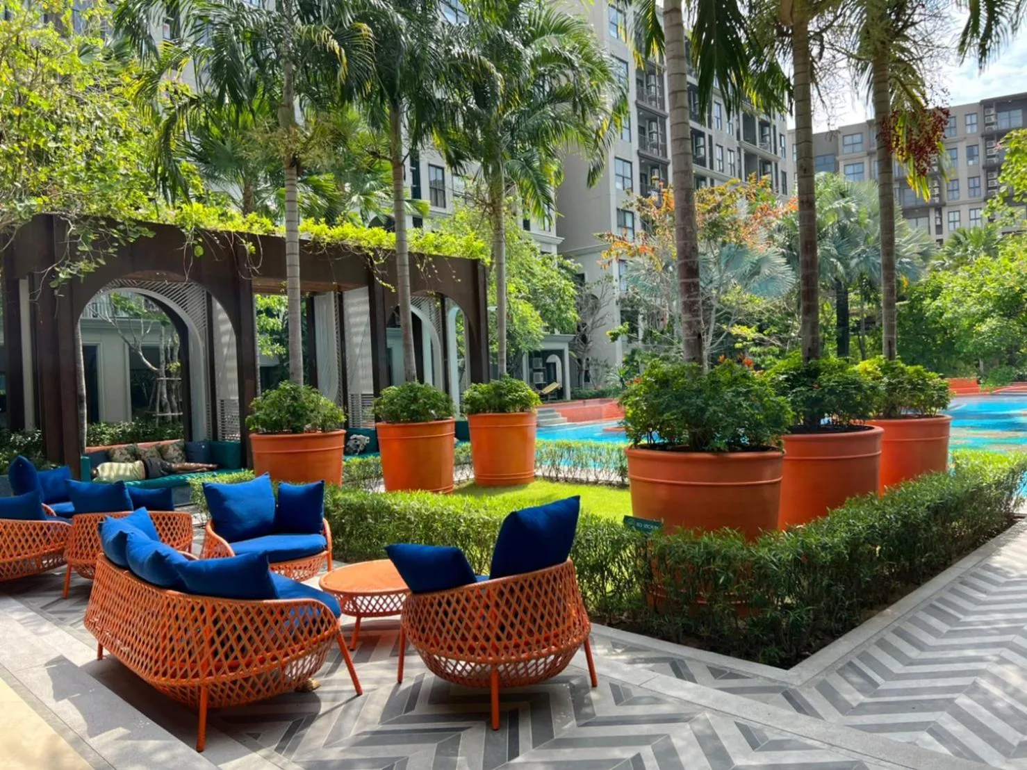 Garden in RoomQuest Hua-Hin Lahabana