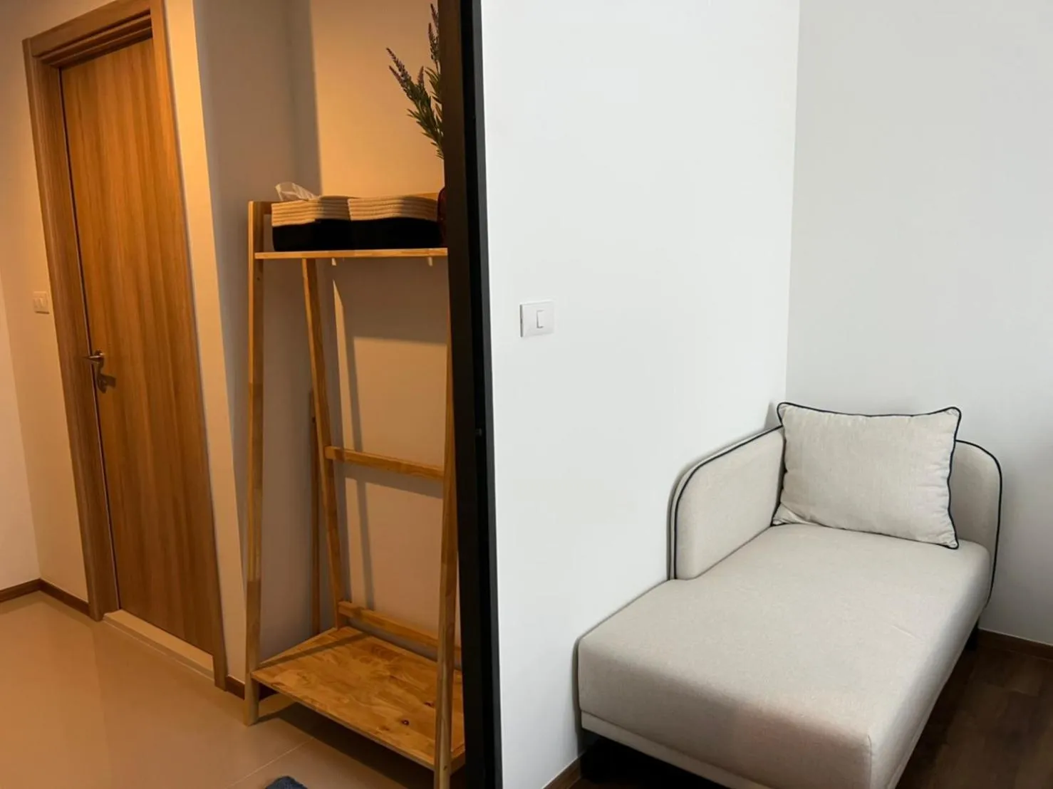 Living room in RoomQuest Hua-Hin Lahabana