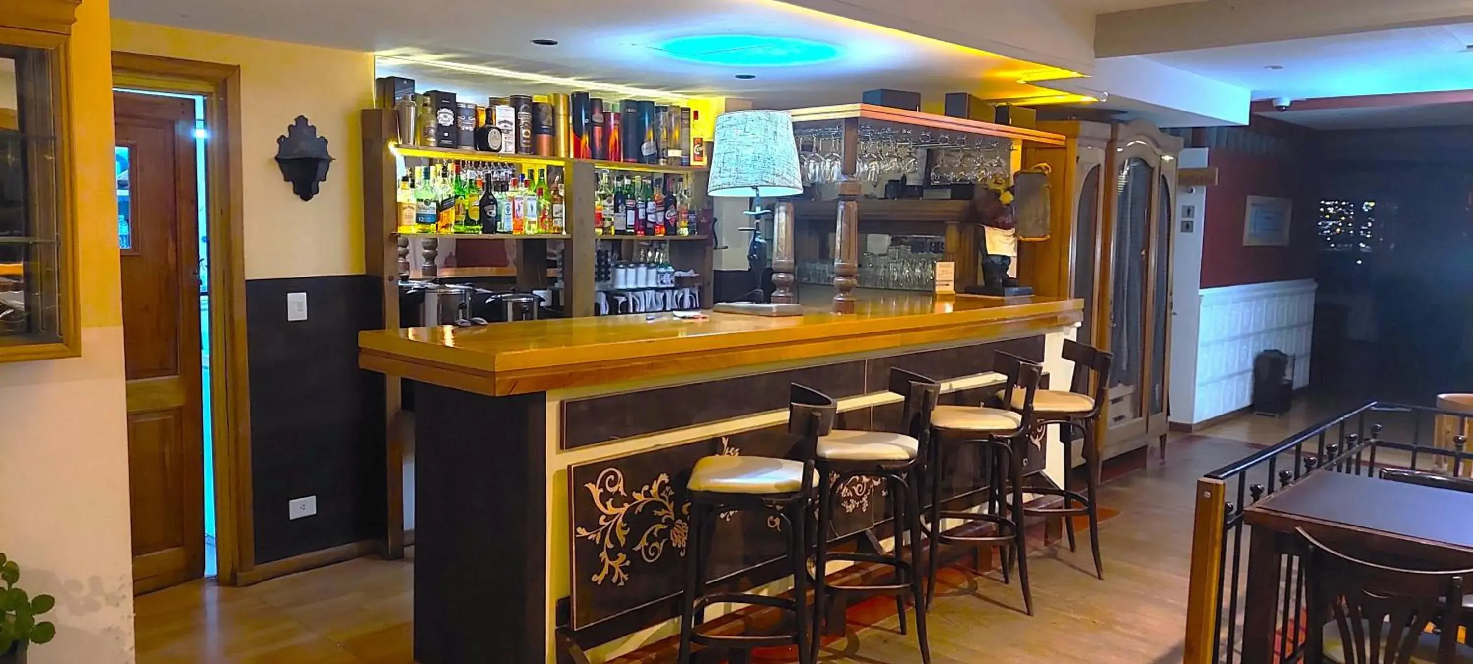 Lounge or bar in Meulen Hosteria y Apart Lounge or bar in Meulen Hosteria y Apart