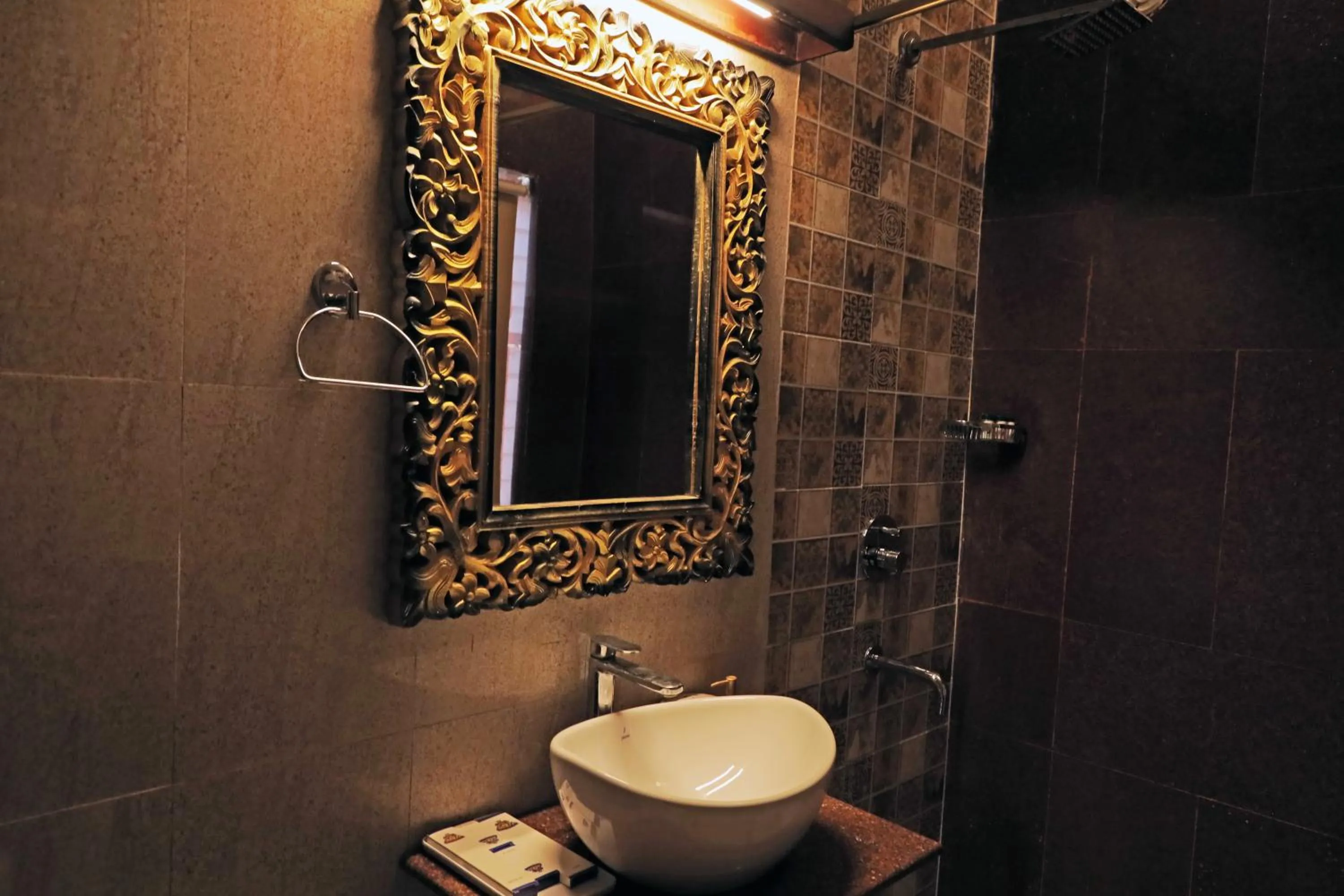 Bathroom in The Neeraj Ganga Heritage Palace