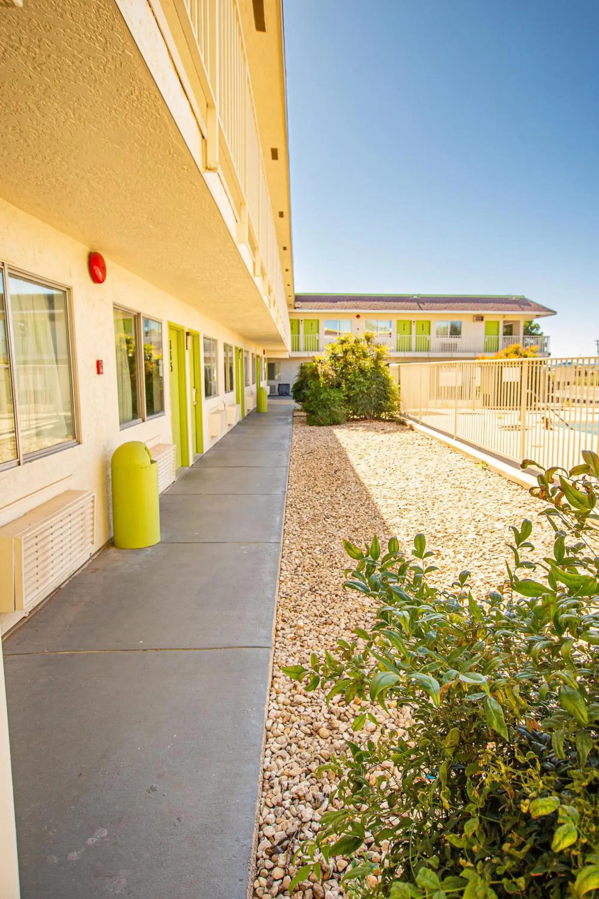 Property building in Marifah Inn Sweetwater Property building in Marifah Inn Sweetwater