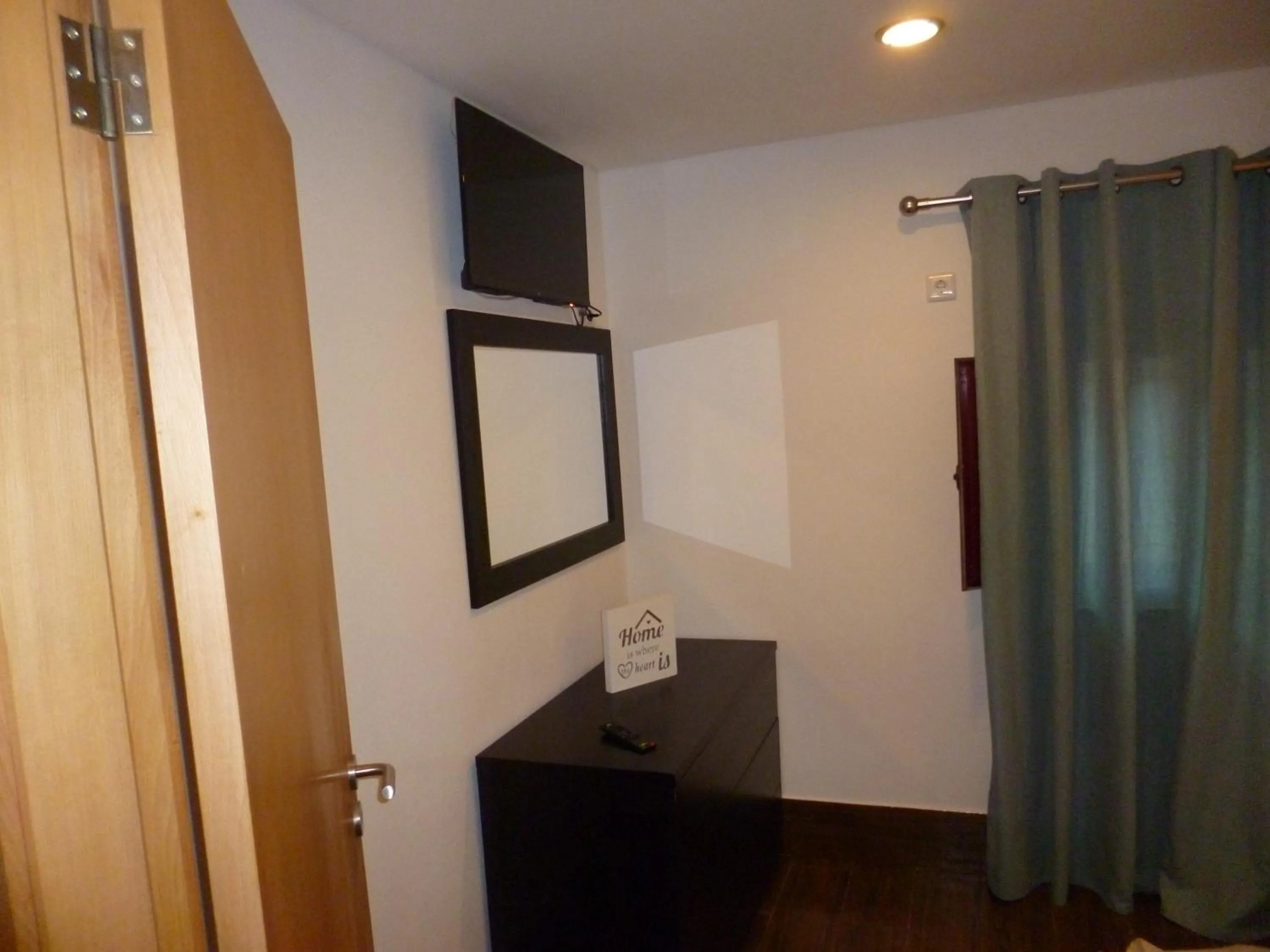 Bedroom in Casas das Guimbras