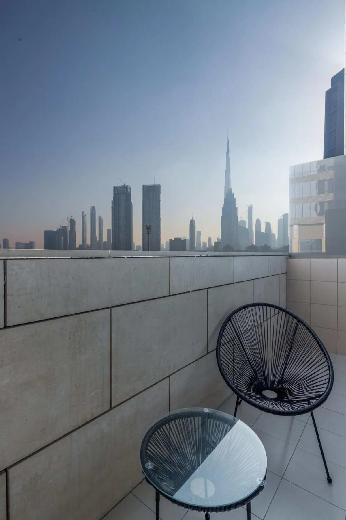 Silkhaus large modern studio with Burj Khalifa view