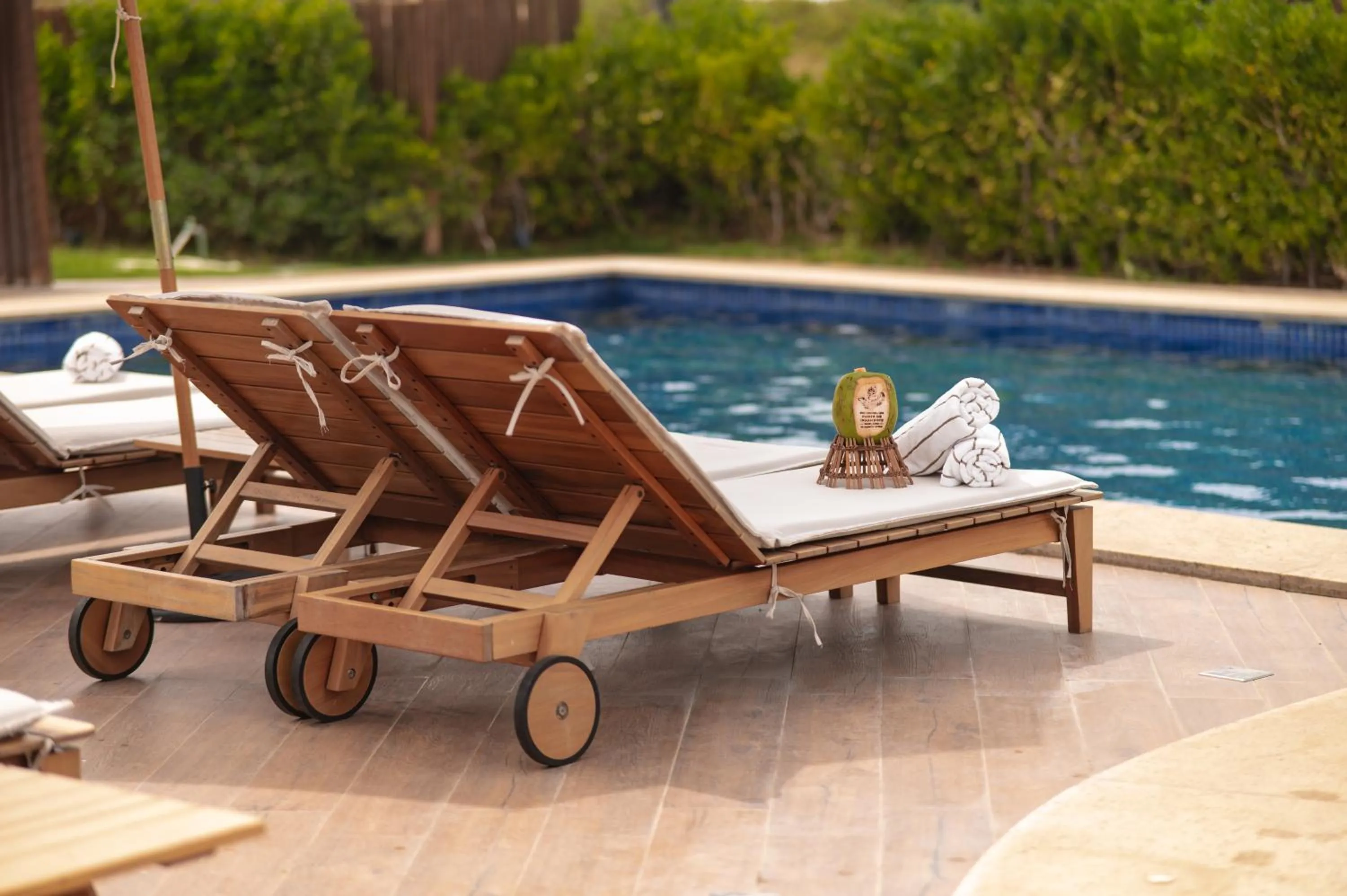 Swimming pool in Hotel Boutique & Spa Ponta de Inhambupe by Slaviero Hotéis