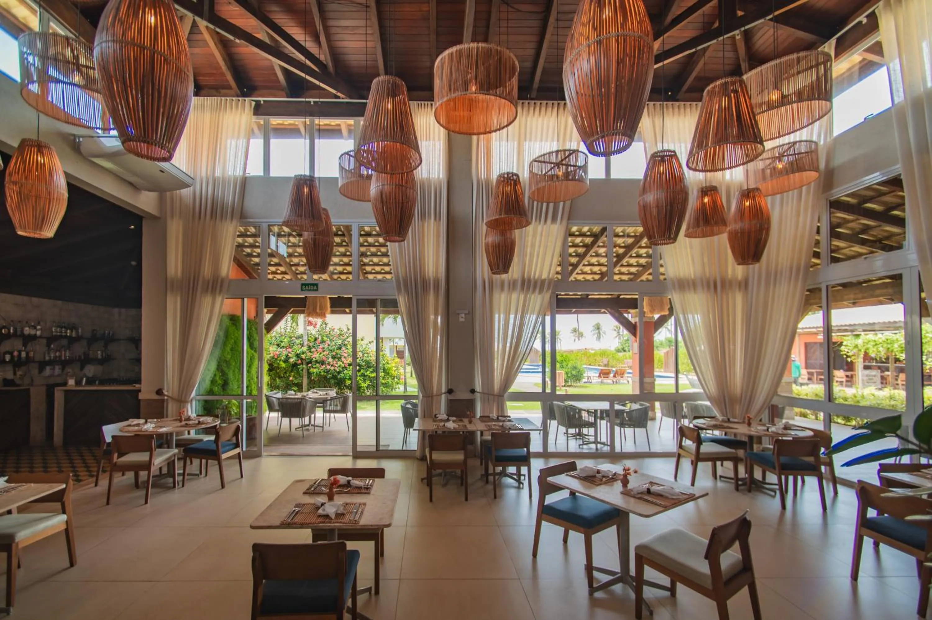 Restaurant/places to eat in Hotel Boutique & Spa Ponta de Inhambupe by Slaviero Hotéis