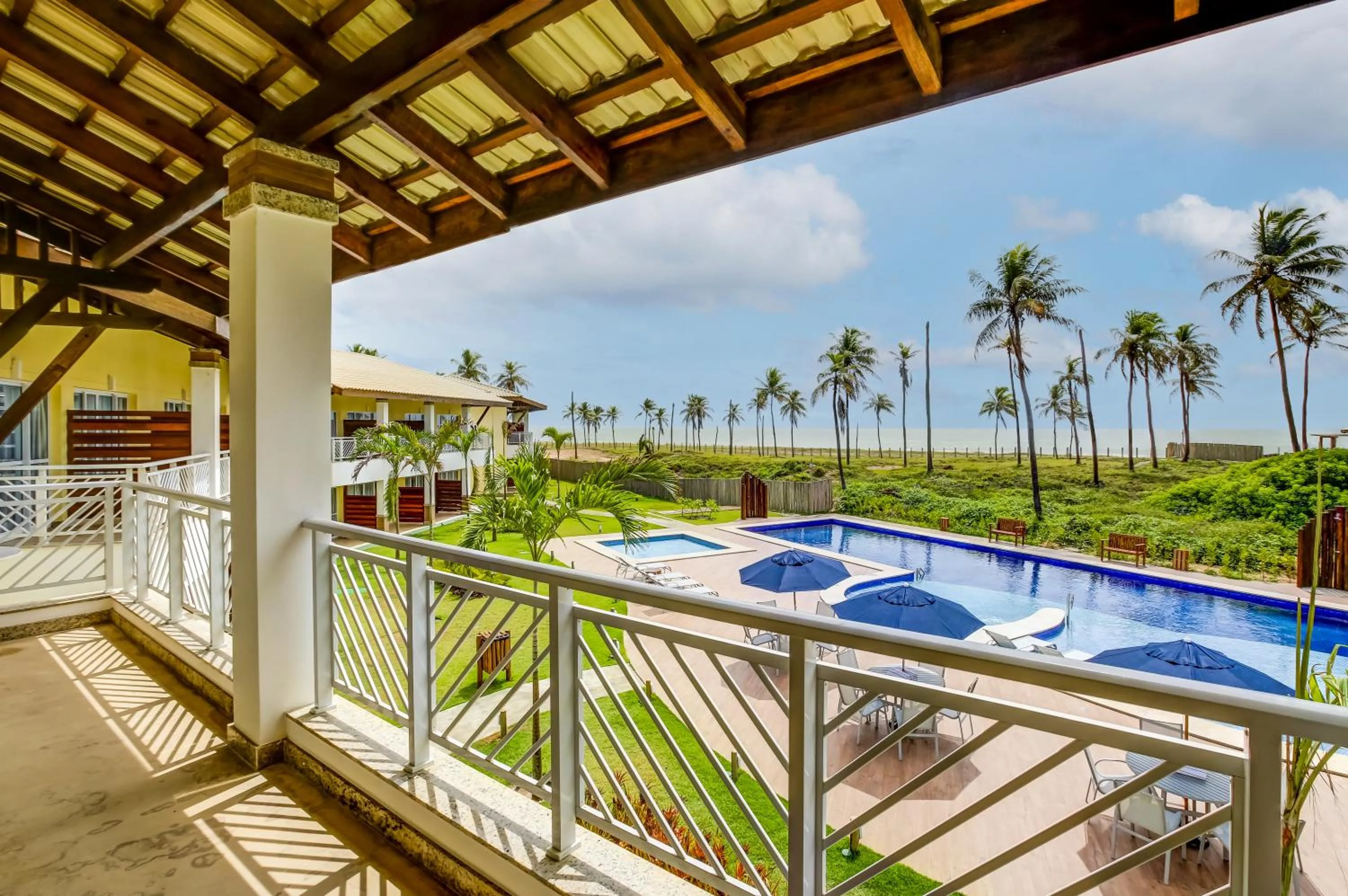 Balcony/Terrace in Hotel Boutique & Spa Ponta de Inhambupe by Slaviero Hotéis