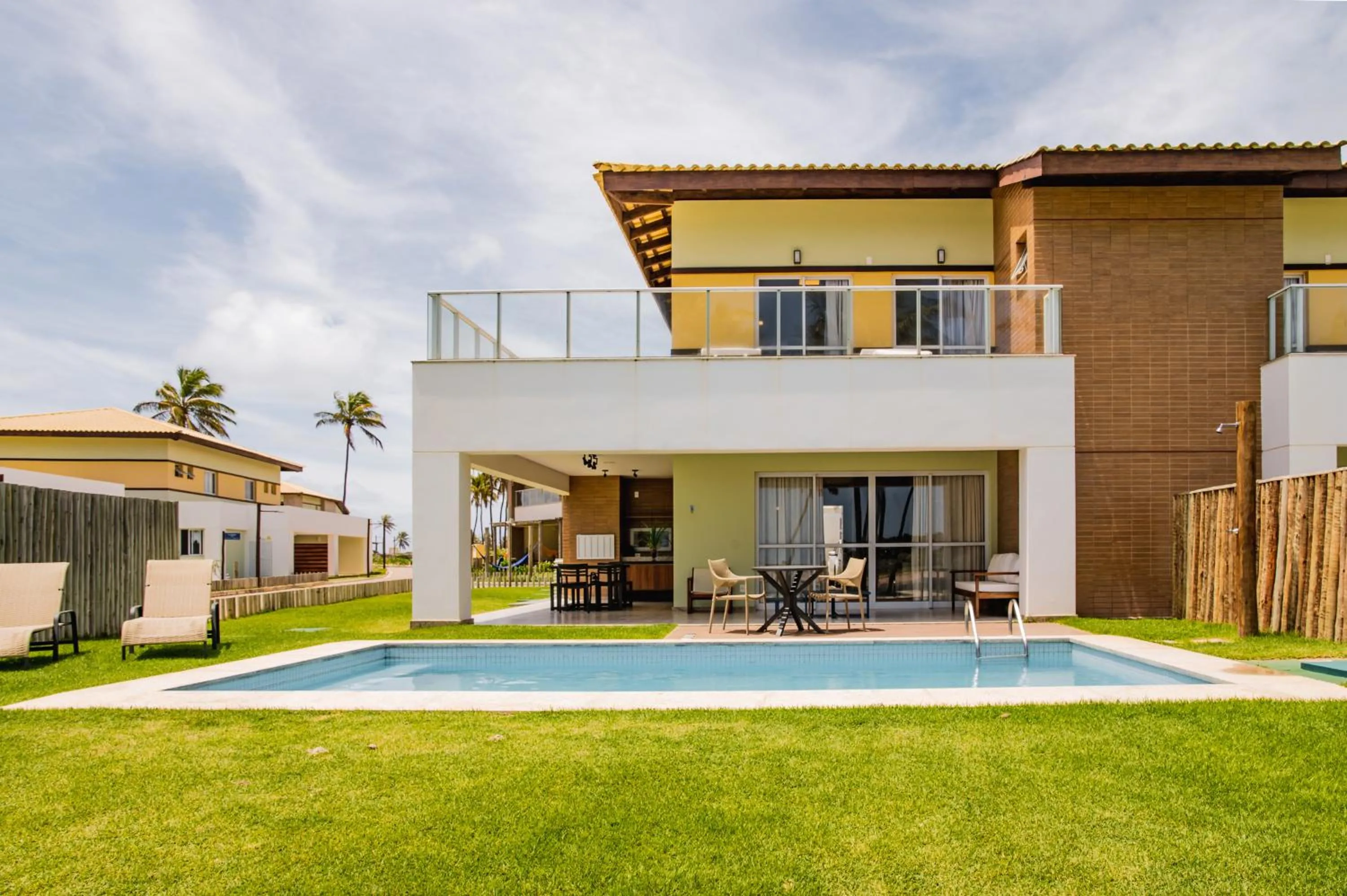 Facade/entrance in Hotel Boutique & Spa Ponta de Inhambupe by Slaviero Hotéis