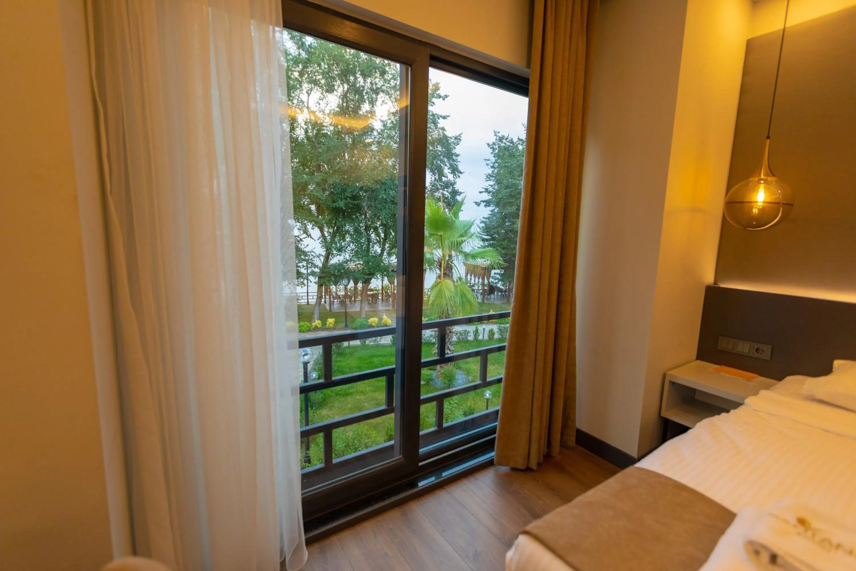 View (from property/room), Bed in SANTANA OTEL