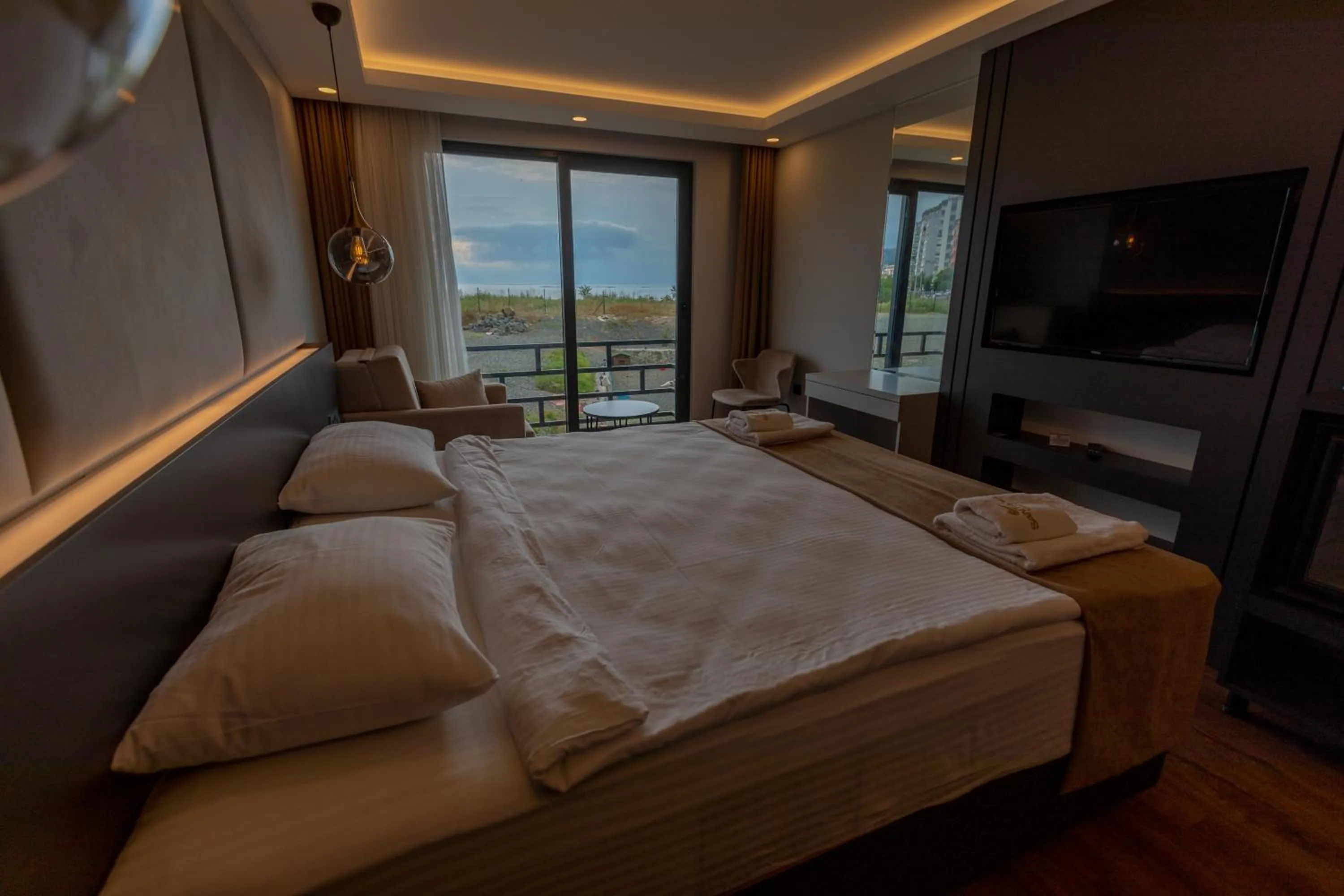 Photo of the whole room, Bed in SANTANA OTEL