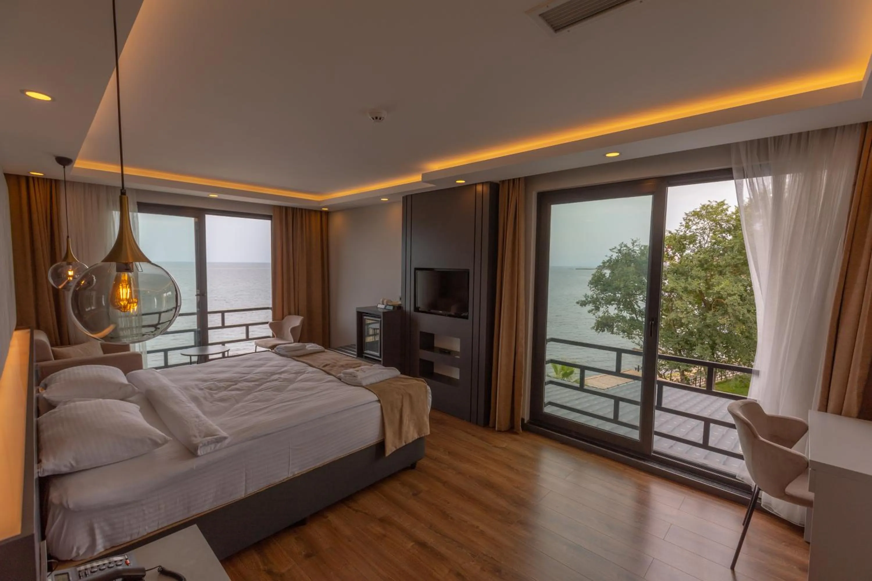 Bedroom, Bed in SANTANA OTEL