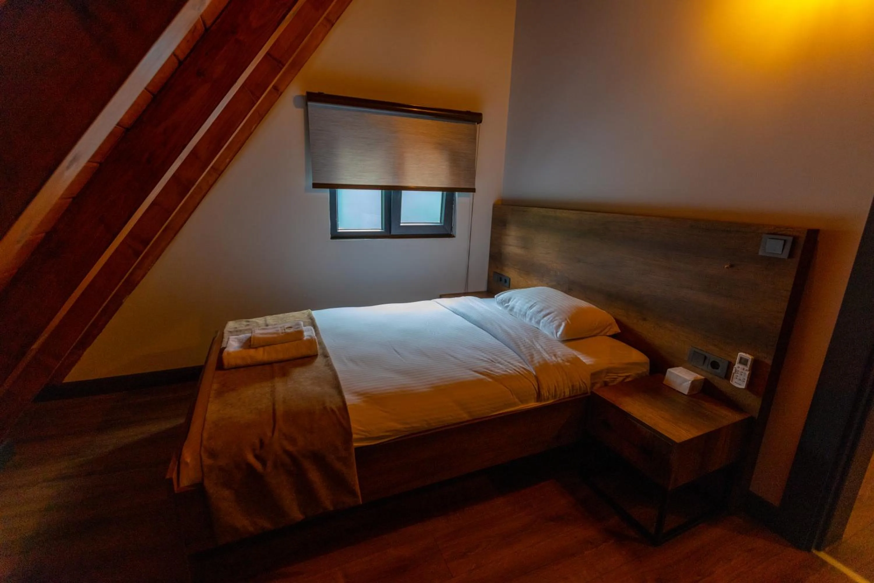 Photo of the whole room, Bed in SANTANA OTEL