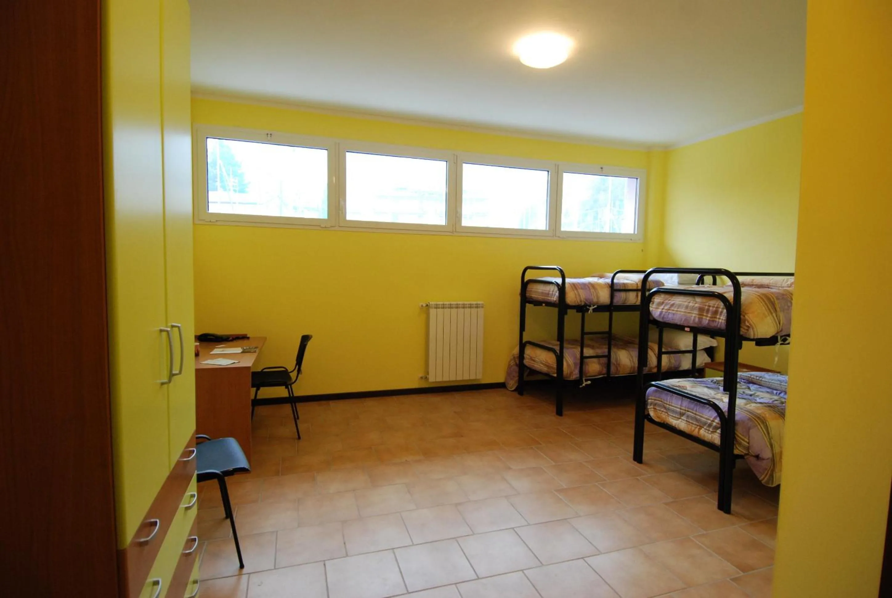 Bed in Casthello Ostello di Vallecamonica