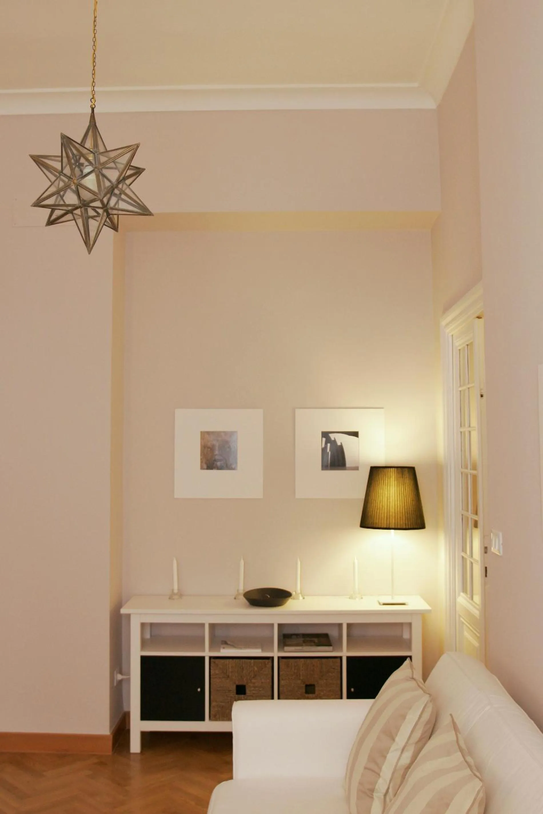 Living room, Bed in Roman Suite