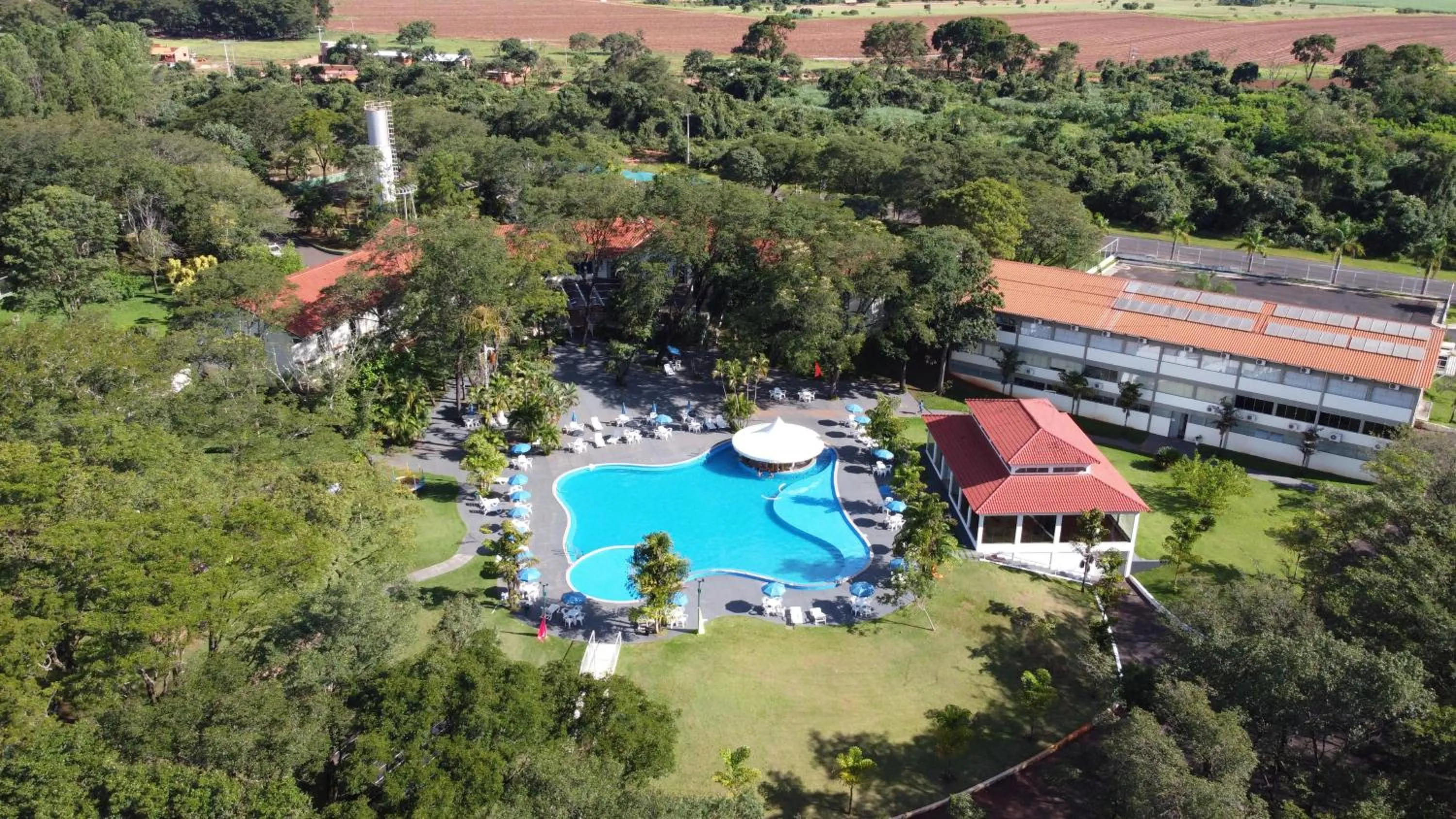 Property building in Hotel Água Das Araras