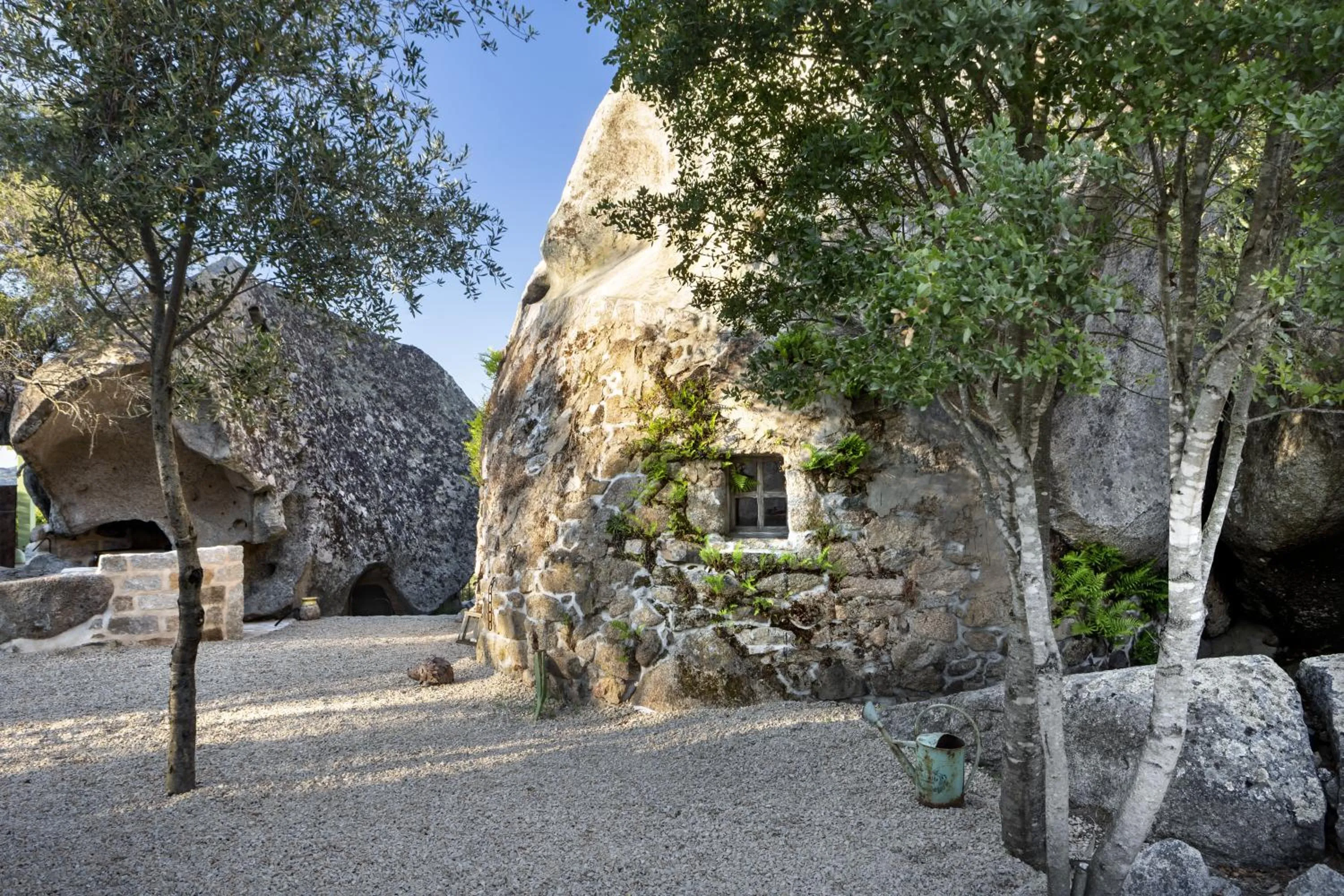 Spring in Gallicantu Stazzo Retreat