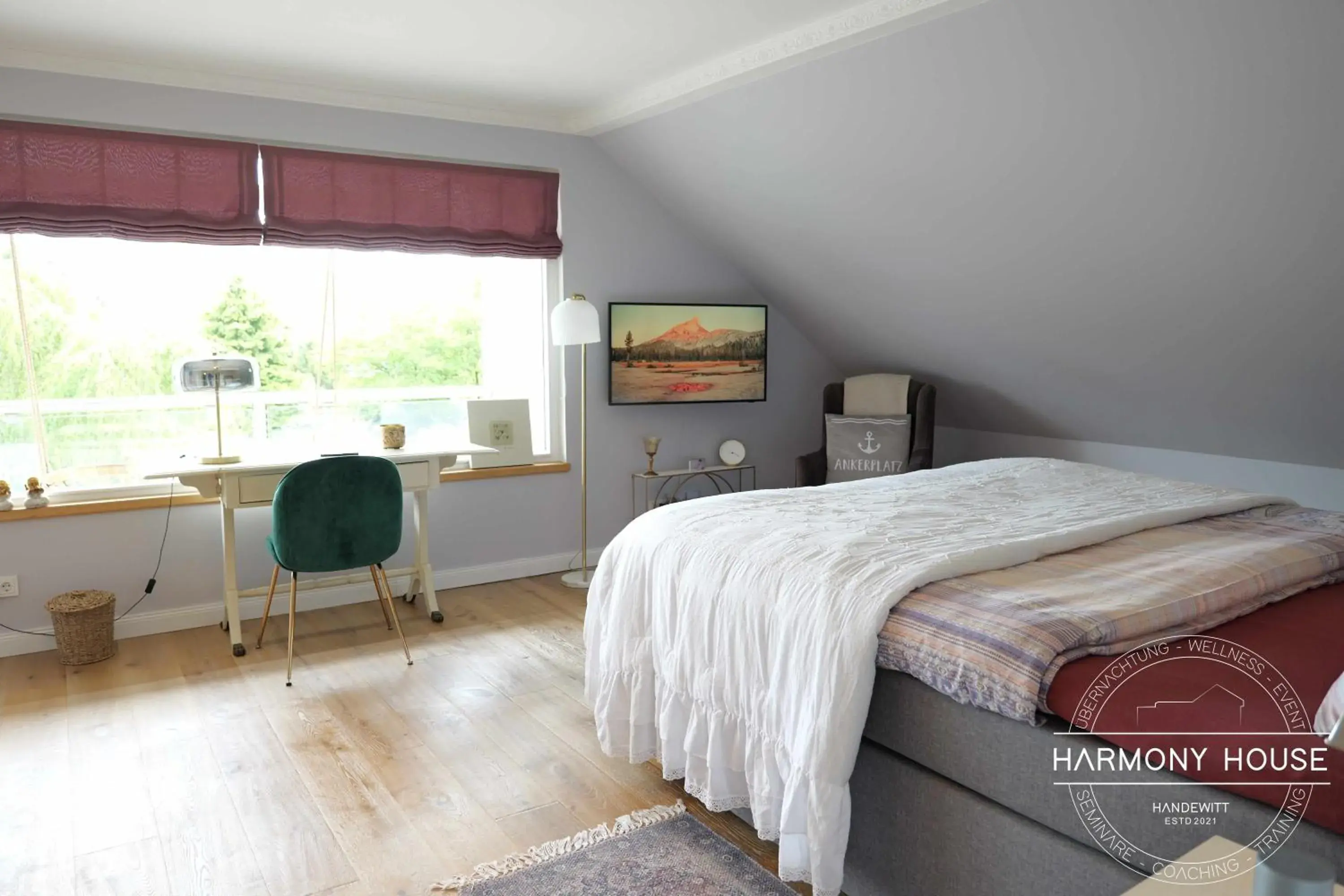 Double Room with Balcony - single occupancy in Harmony House Double Room with Balcony - single occupancy in Harmony House