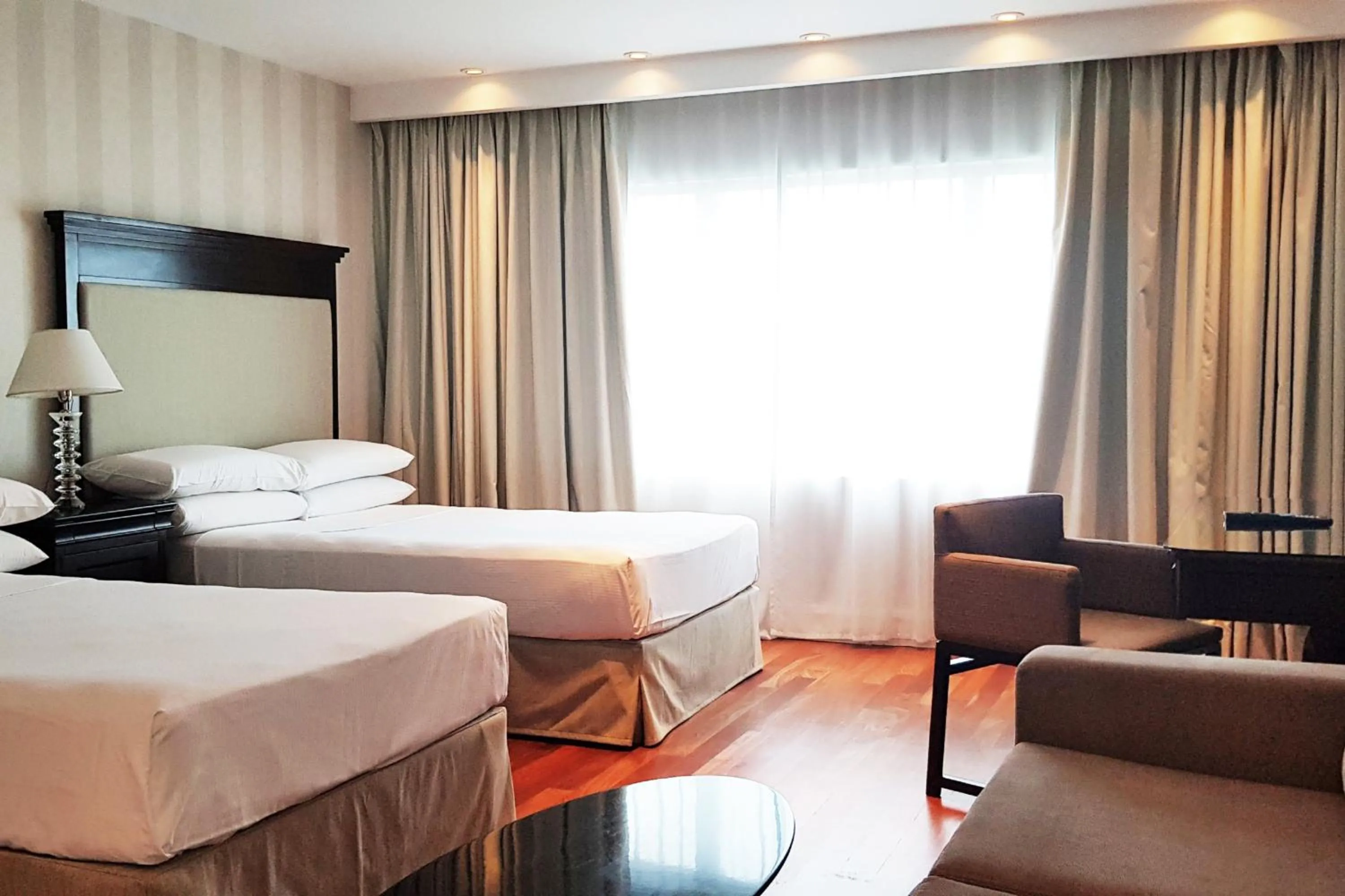 Photo of the whole room, Bed in Marriott Buenos Aires Downtown