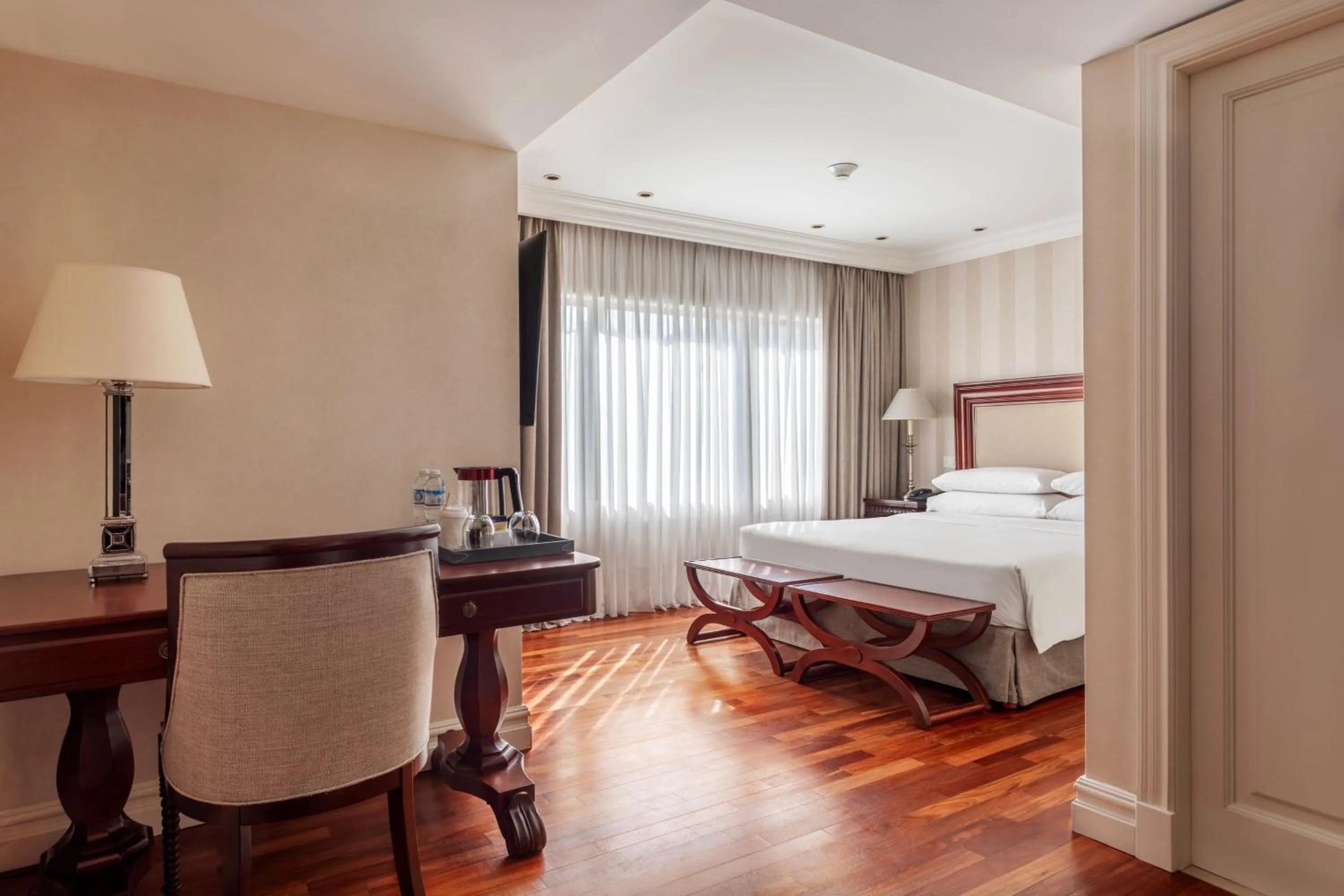 Photo of the whole room, Bed in Marriott Buenos Aires Downtown