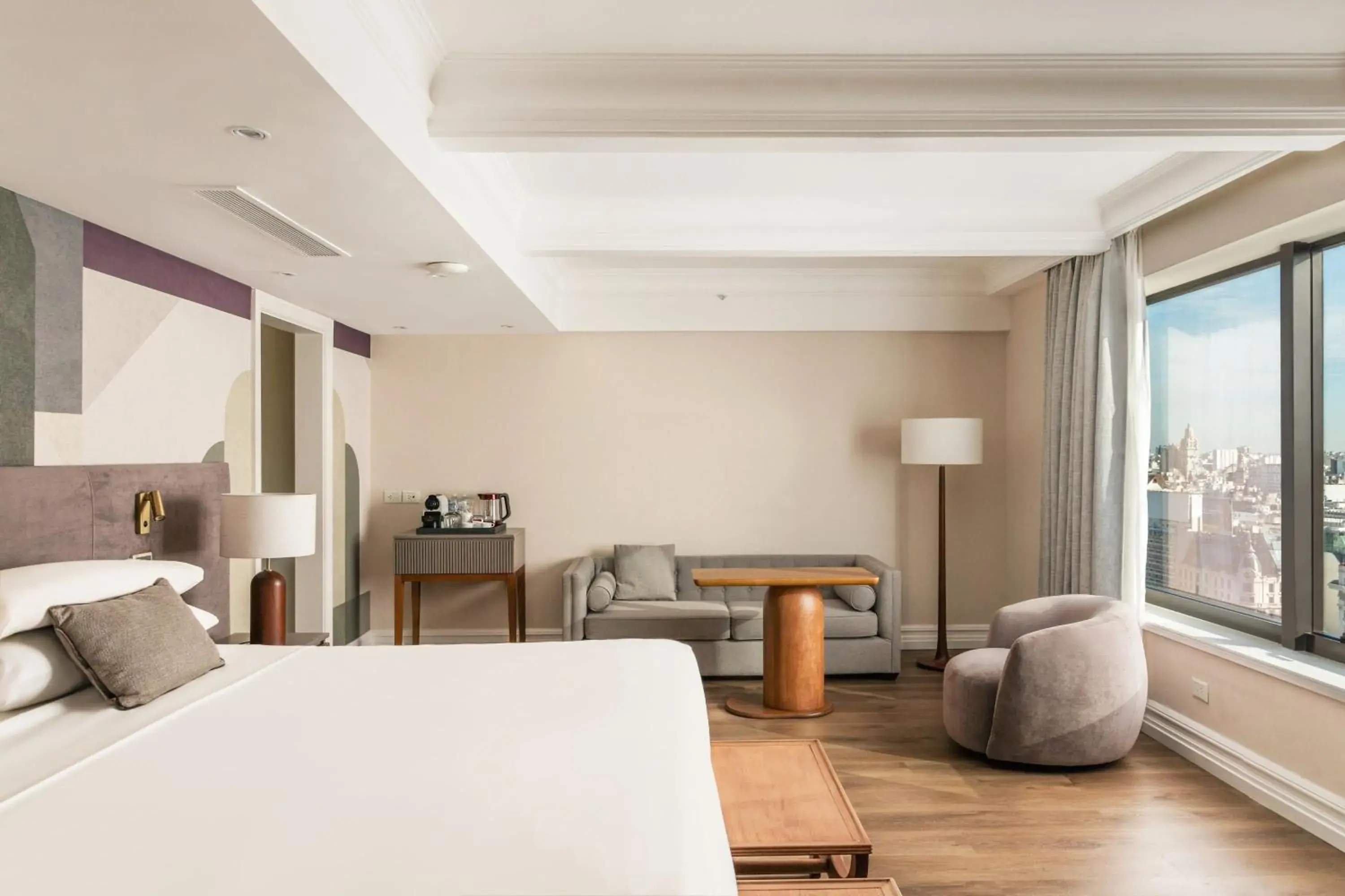 City View Deluxe, Guest room, 1 King in Marriott Buenos Aires Downtown City View Deluxe, Guest room, 1 King in Marriott Buenos Aires Downtown