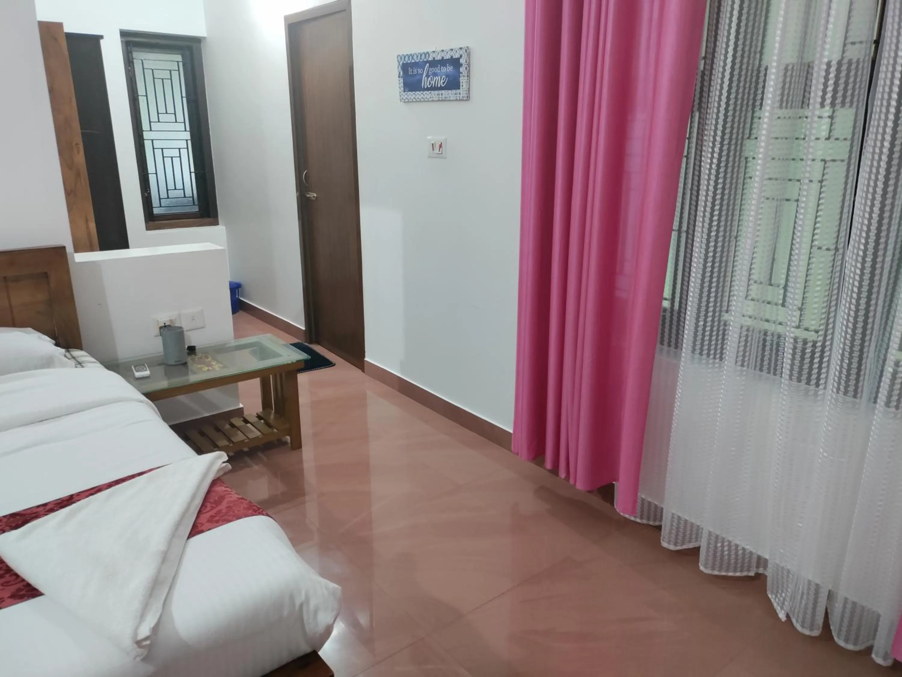 Bedroom, Bed in Ben's Villa Kannur !