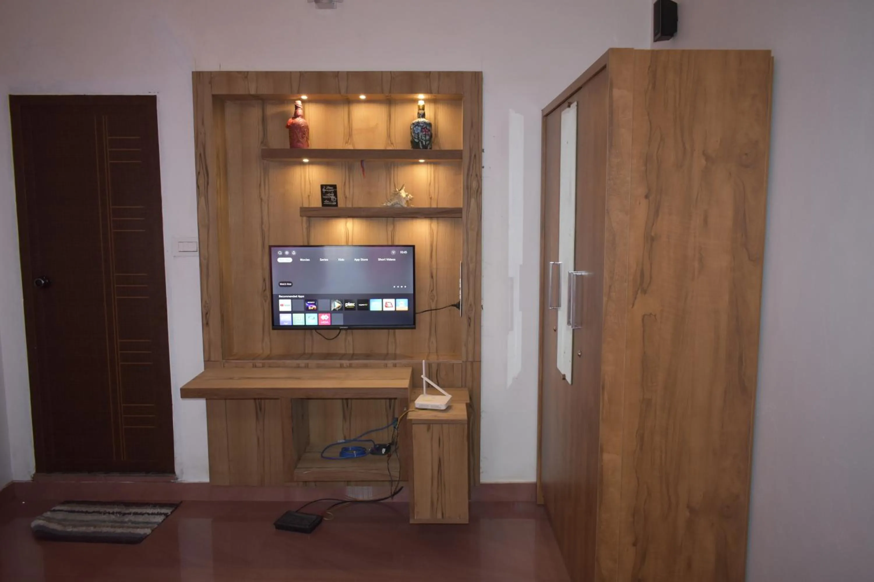 TV and multimedia in Ben's Villa Kannur !