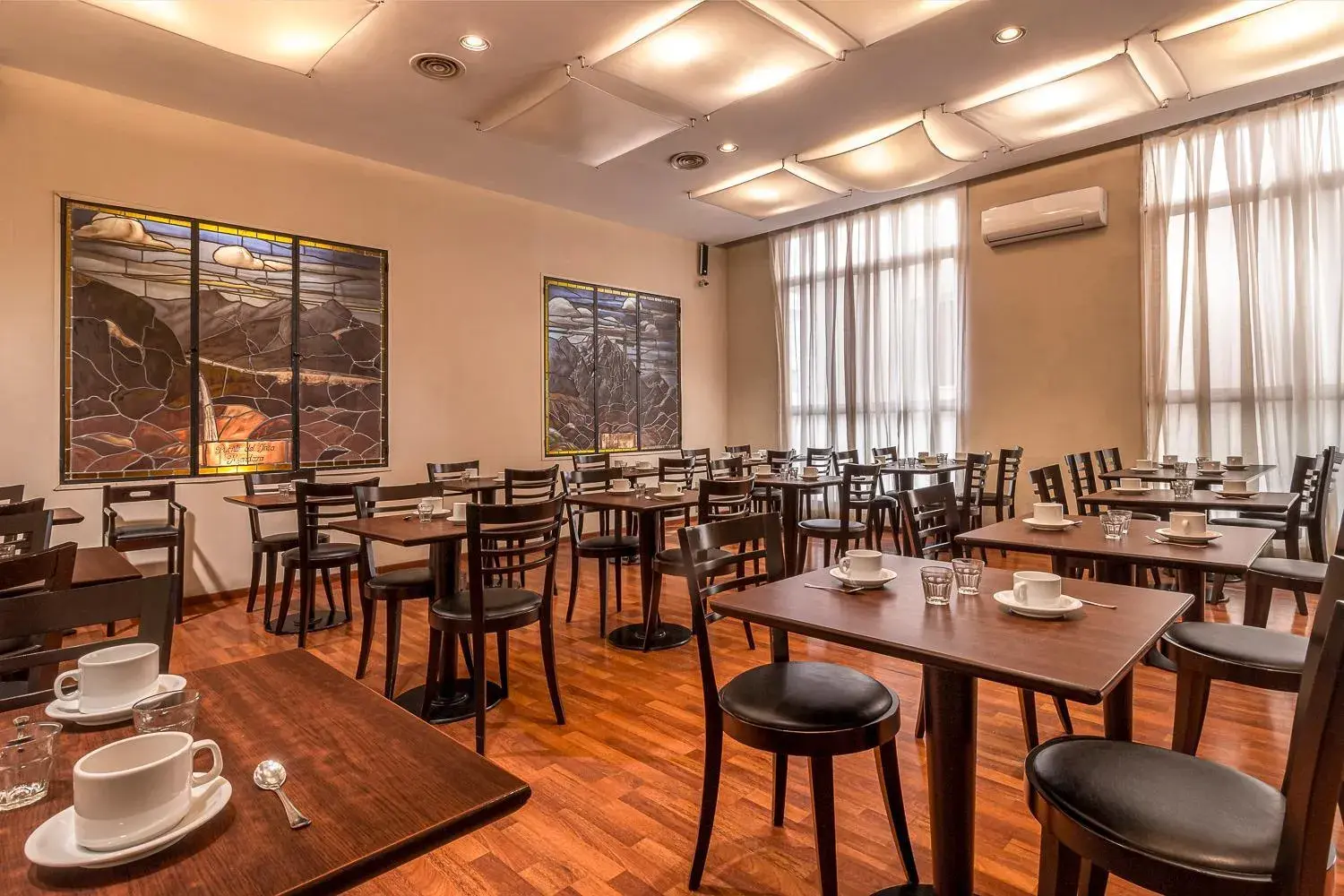 Breakfast in Gran Hotel Argentino Breakfast in Gran Hotel Argentino