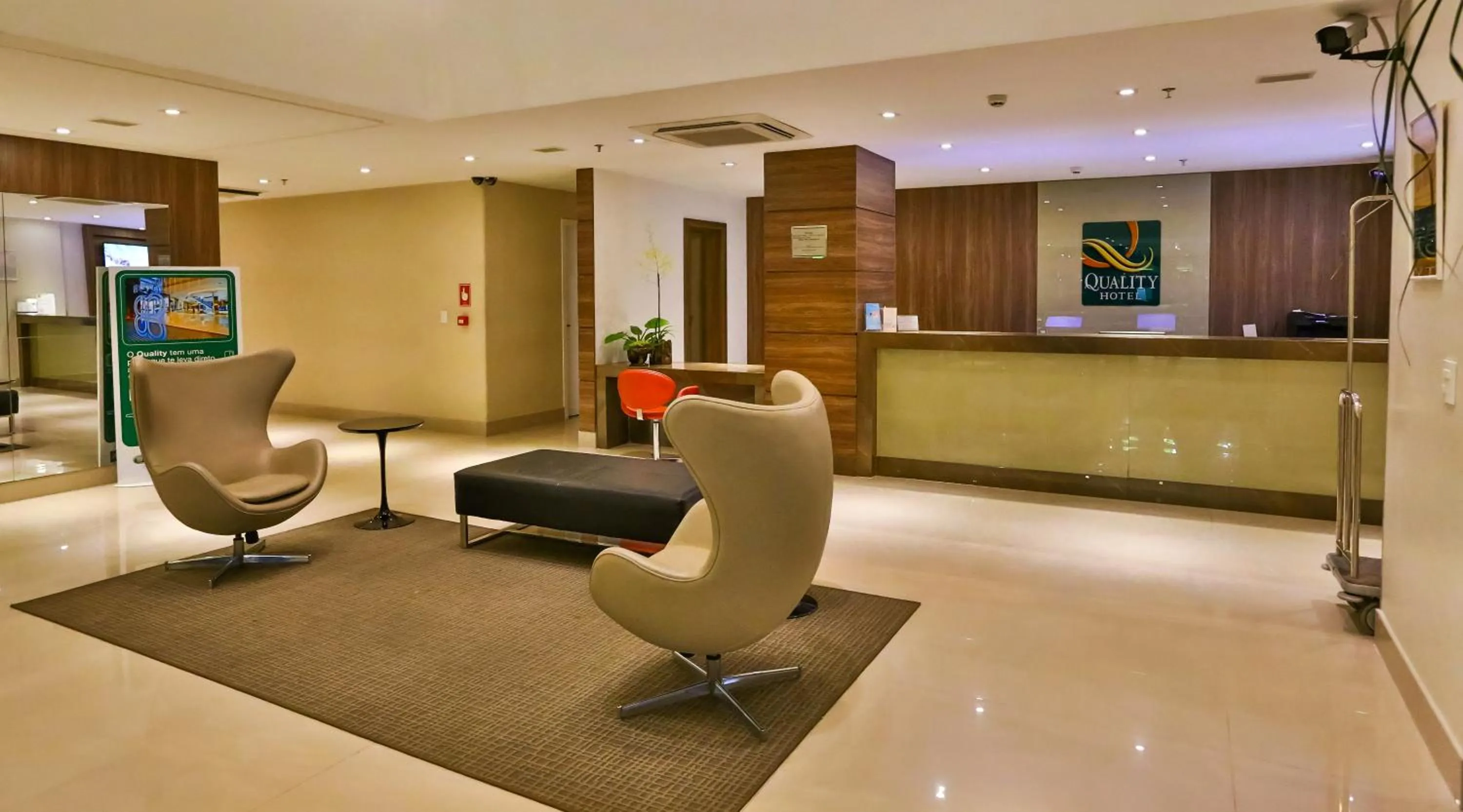 Lobby or reception in Quality Hotel & Suites Brasília