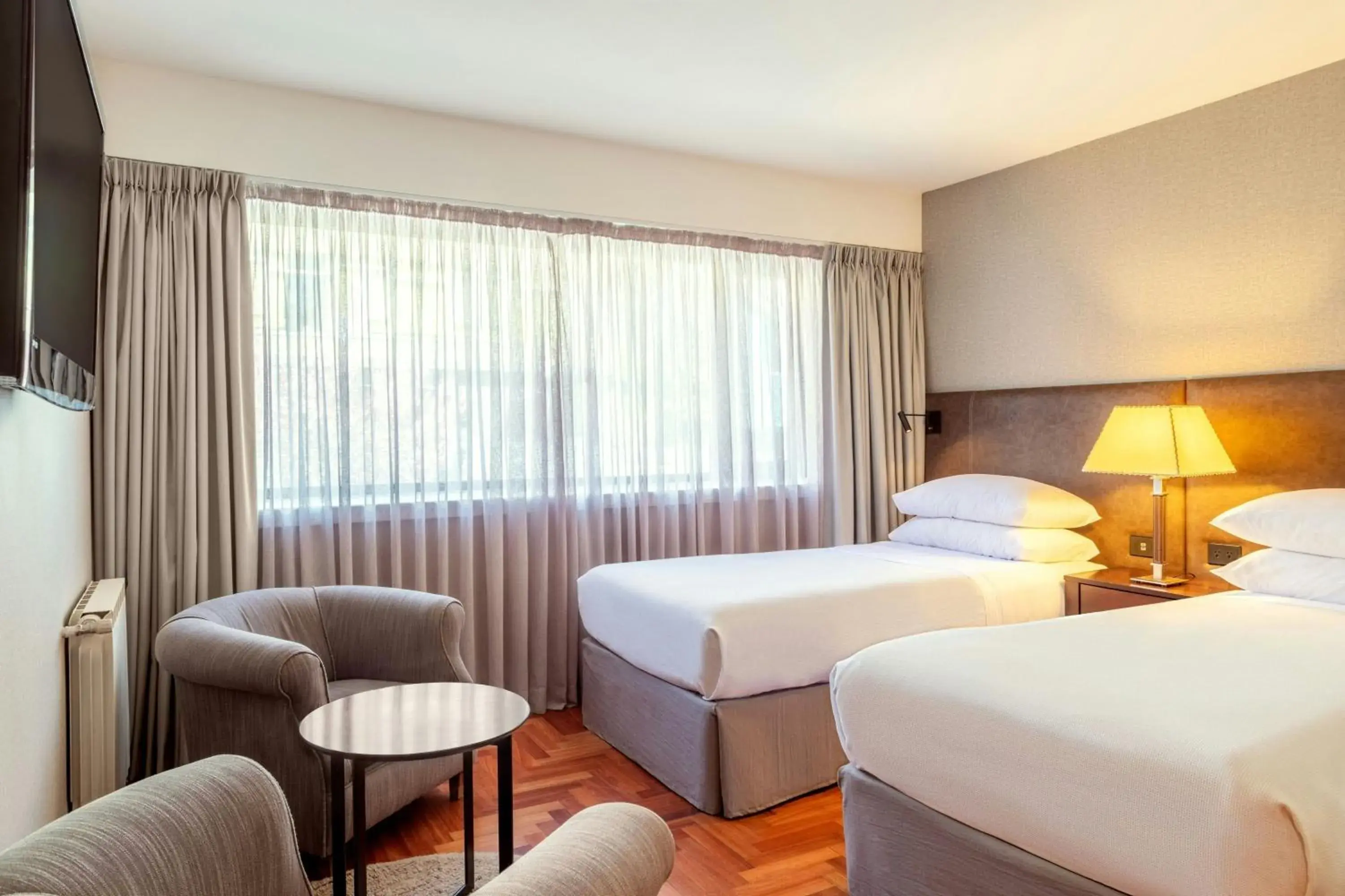 Classic, Guest room with 2 Twin/Single Bed(s) in Sheraton Bariloche Hotel Classic, Guest room with 2 Twin/Single Bed(s) in Sheraton Bariloche Hotel