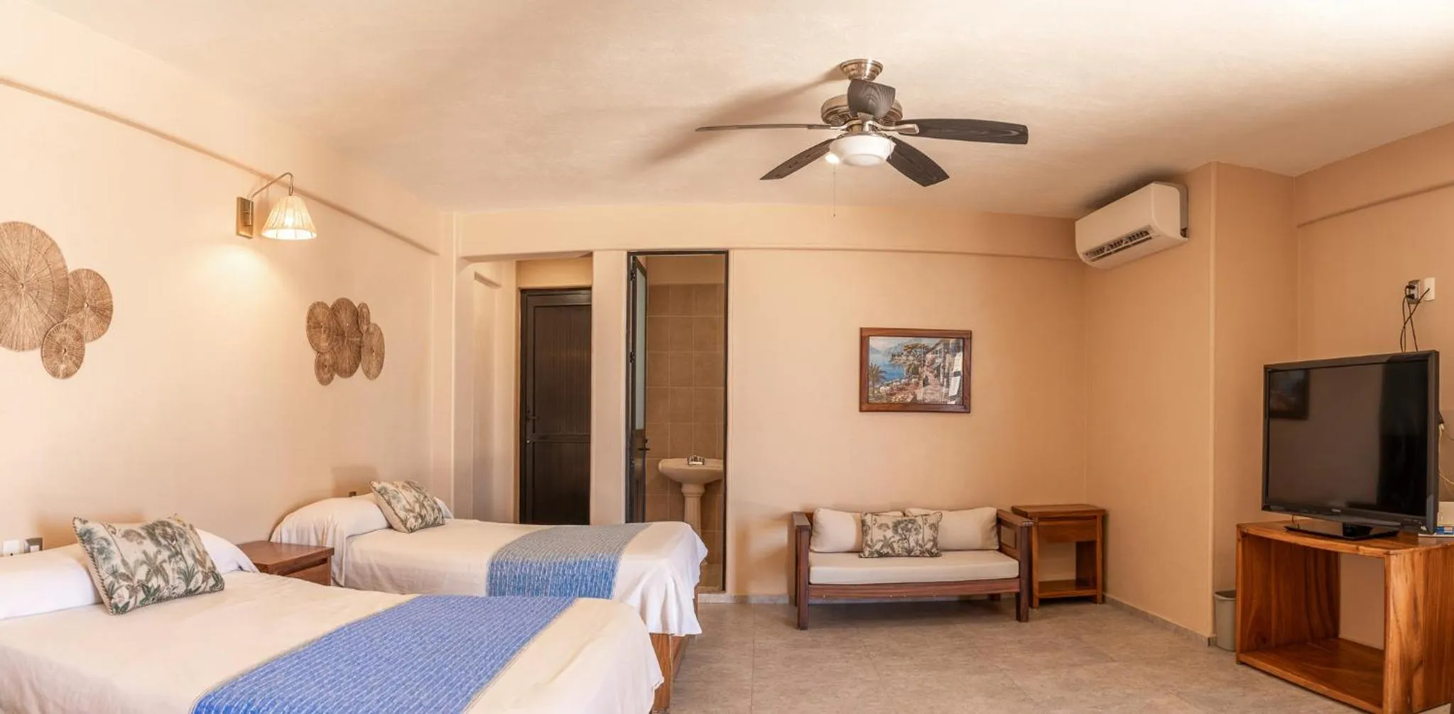 Bed in Hotel El Mirador