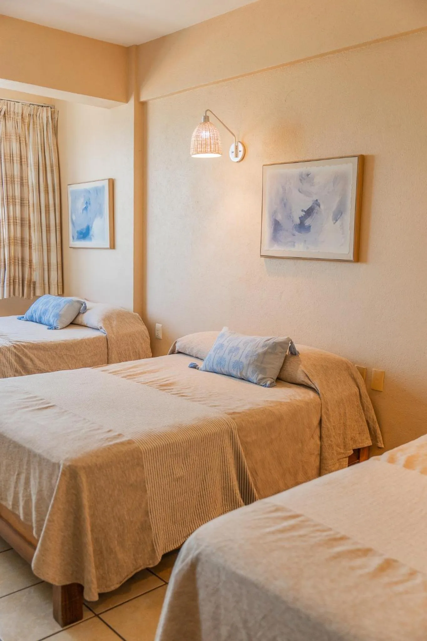 Bed in Hotel El Mirador