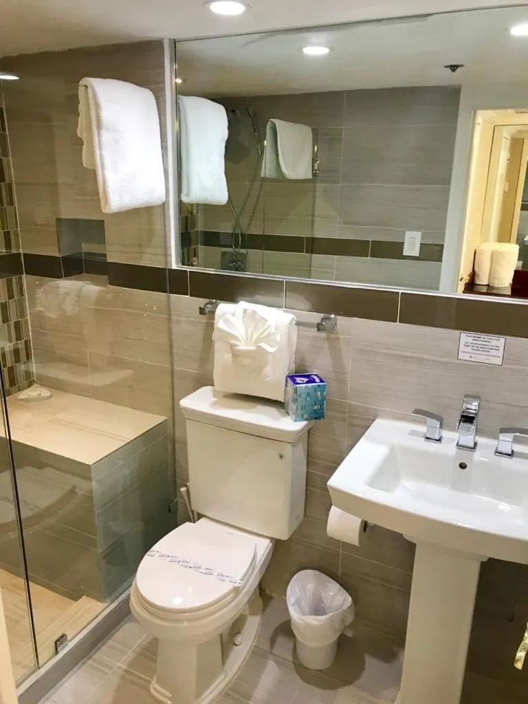 Deluxe Beach Resort - HORA RENTALS